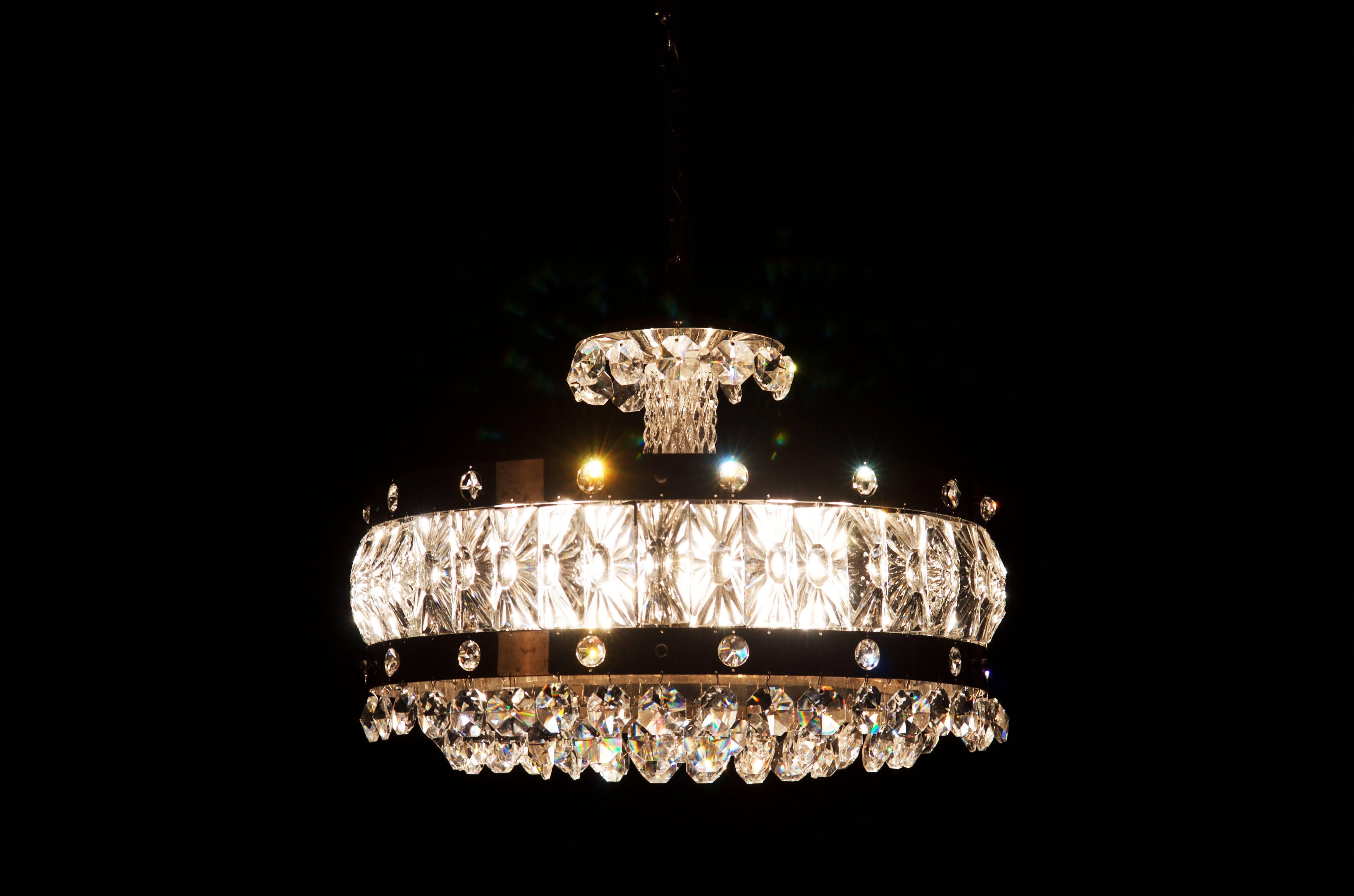 Midcentury Crystal Chandelier For Sale 1