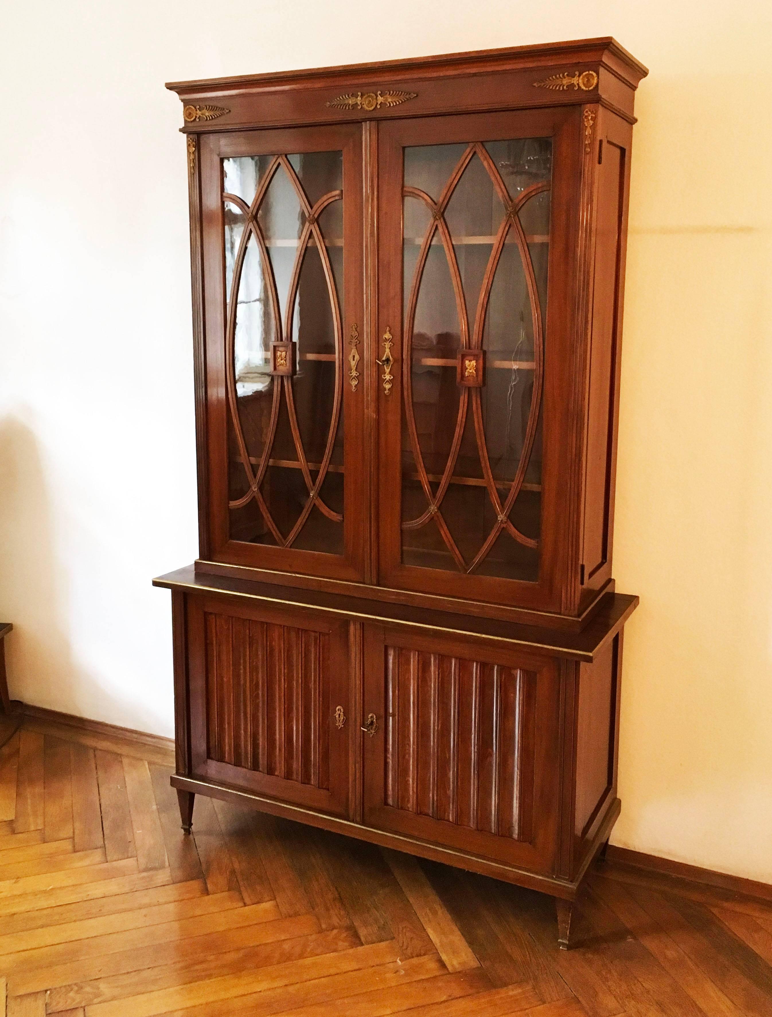 Brass Fine Sheraton Style Mahogany Bookcase