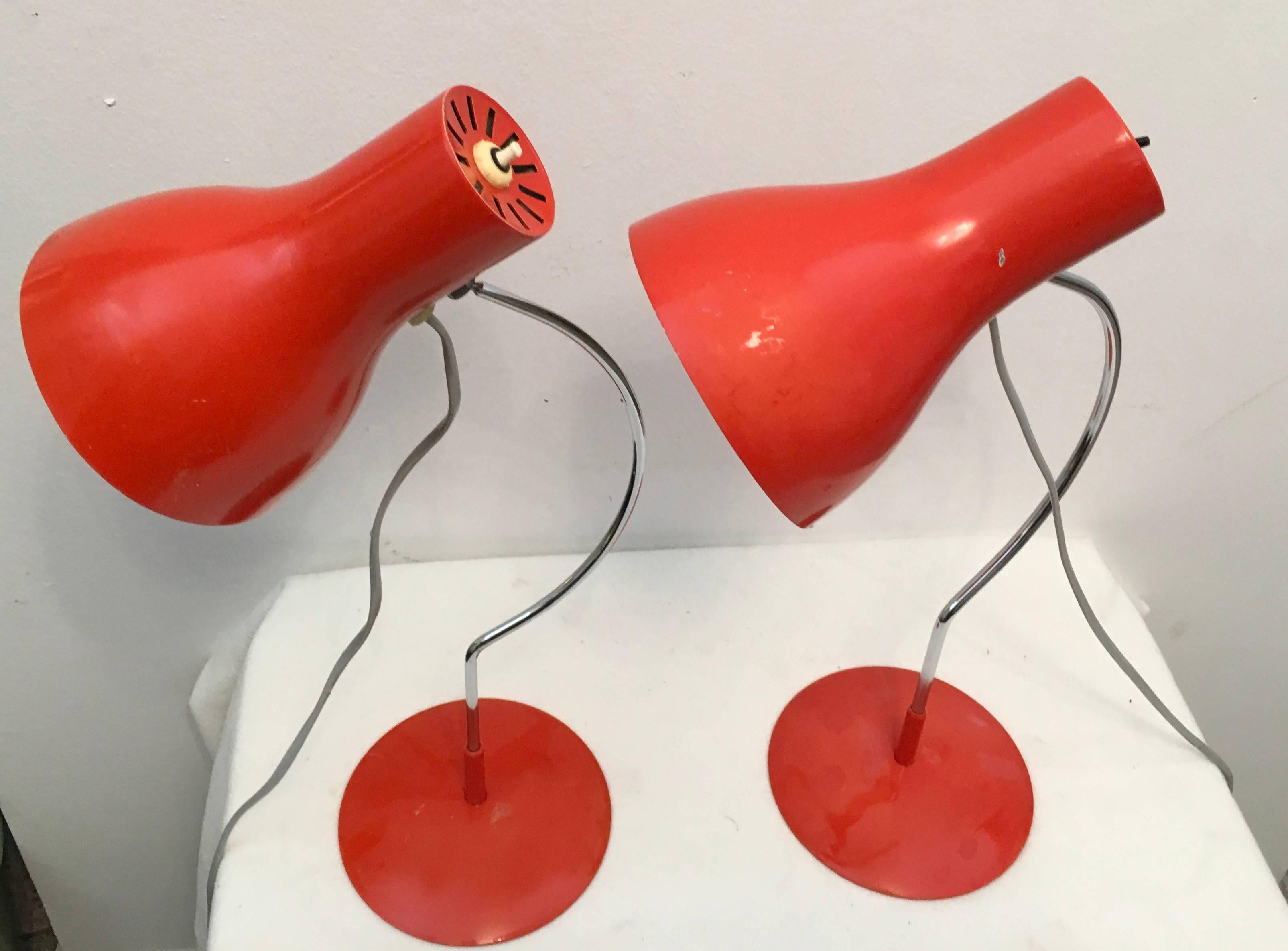 Peint Lampe de bureau rouge du milieu du siècle dernier de Josef Hurka pour Napako en vente