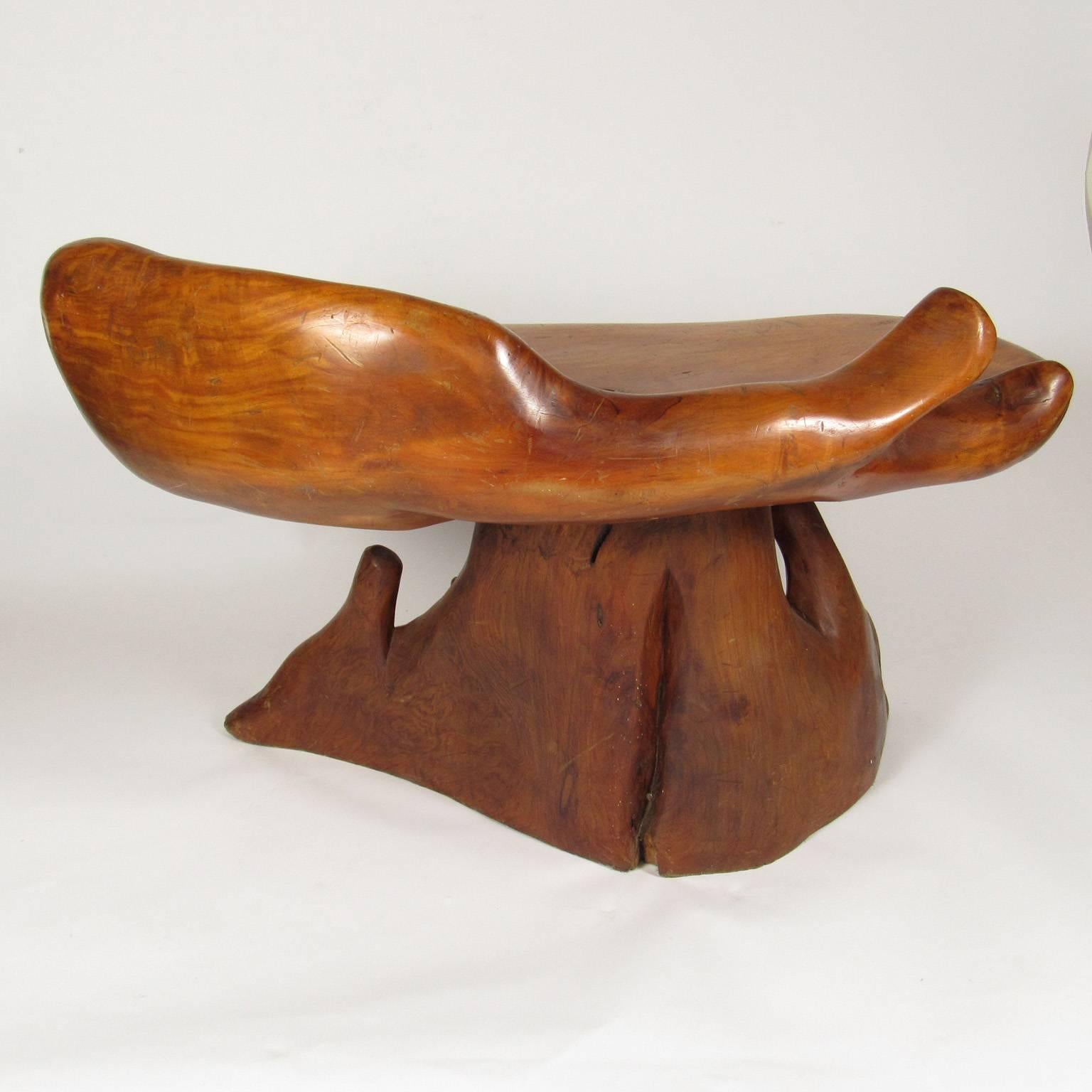 Mid-20th century organic rootwood pedestal bench
Dimensions: 19 x 30 1/2 x 17 inches, seat height: 14 1/2 inches.