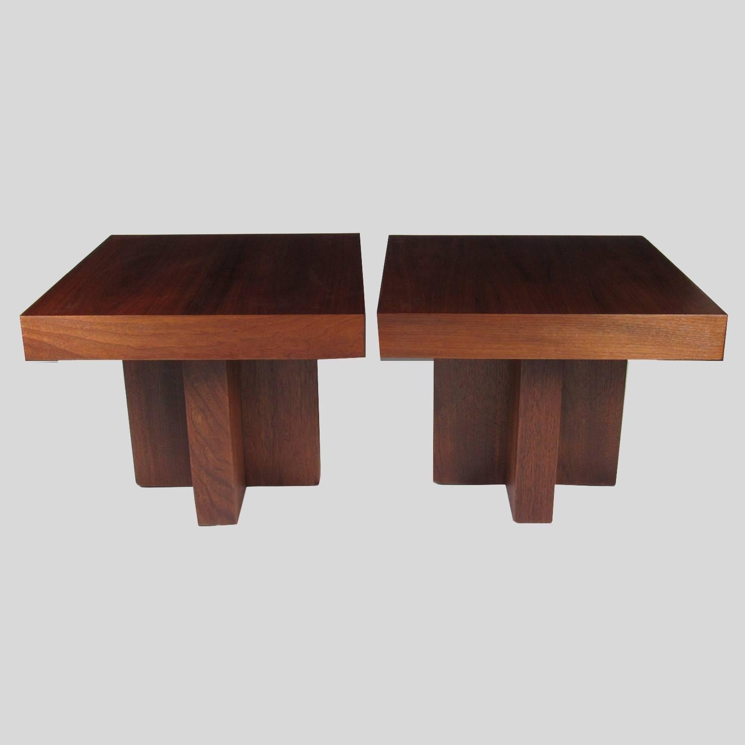 American Pair of Milo Baughman Mid-Century Modern Square Side Tables