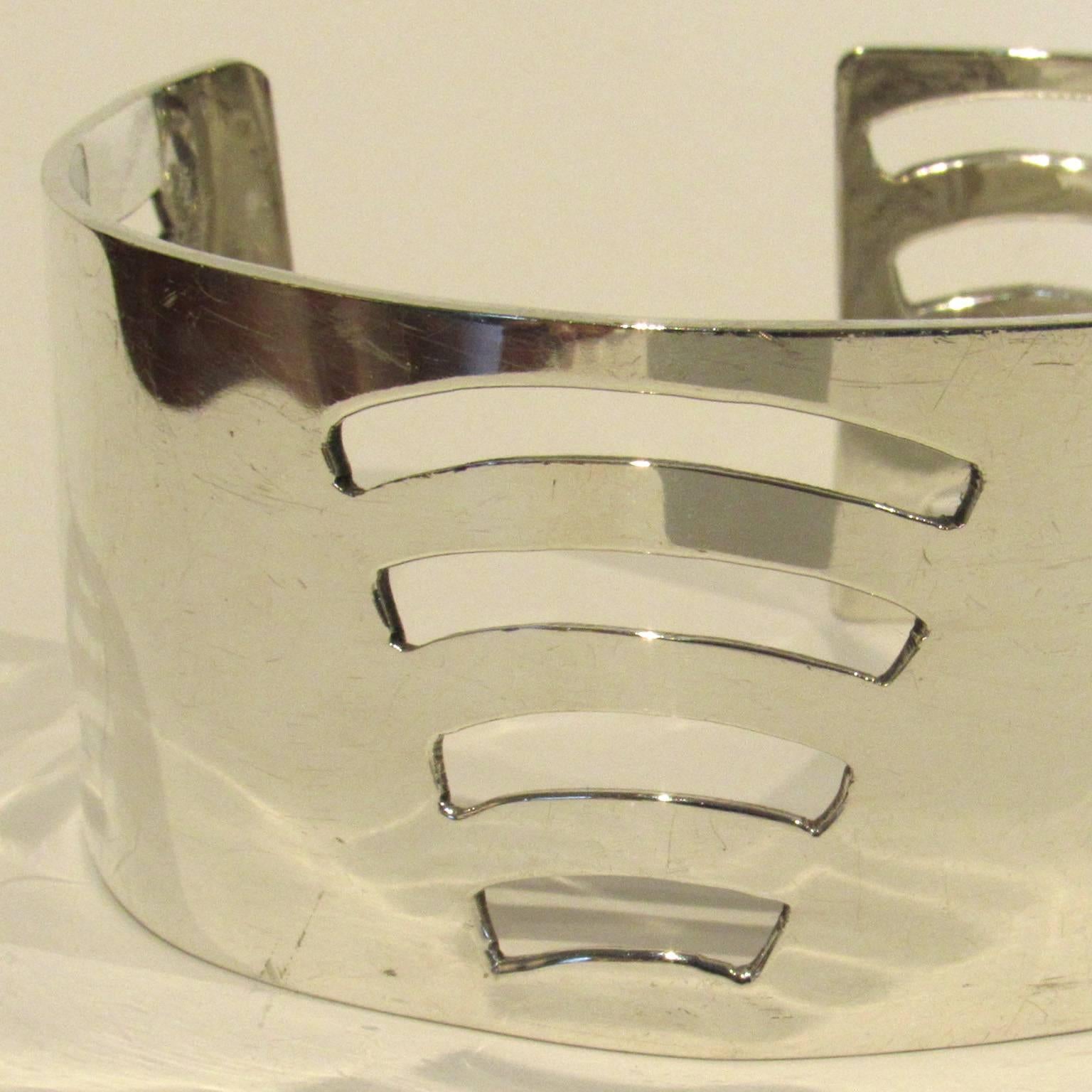 Mid-Century Modern Mexican Sterling Silver Cuff, marked "Mex 925".  Width: 1 1/4 in.,  length: 2 3/4 x 2 in.. weight: 1.84 ozt. 