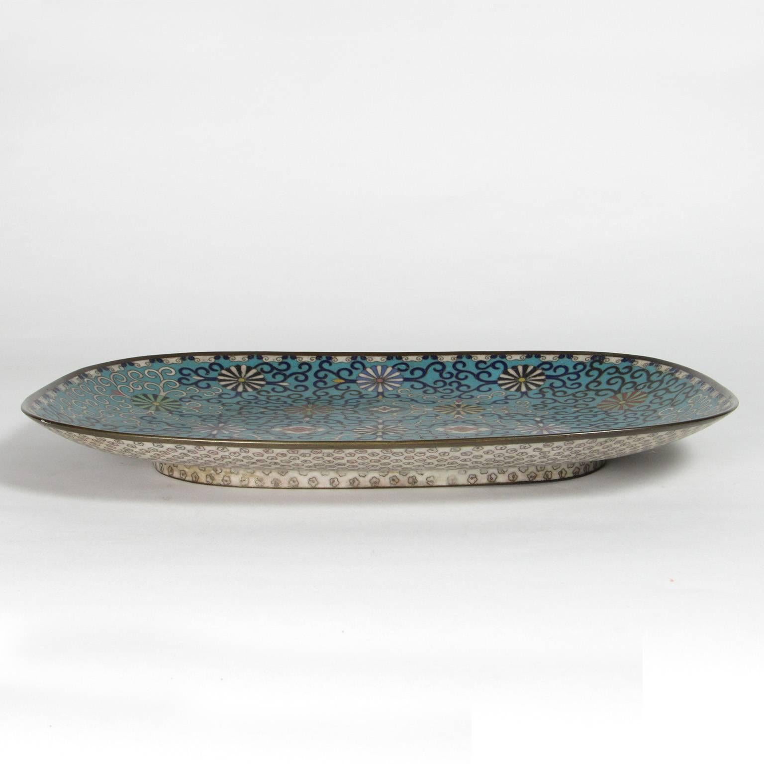Antique 19th Century Chinese Cloisonné Tray In Excellent Condition In Concord, MA