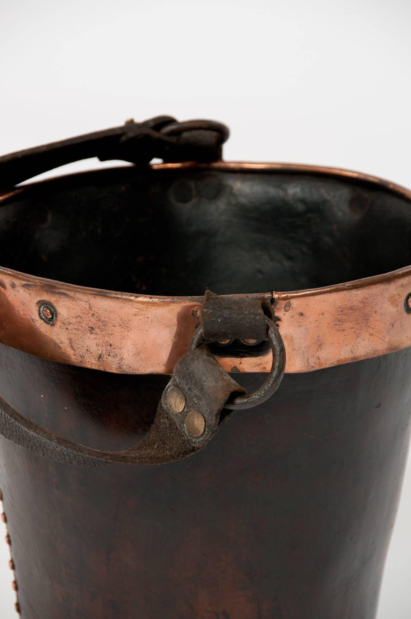 19th Century Leather and Copper Fire Bucket In Good Condition In Benington, Herts