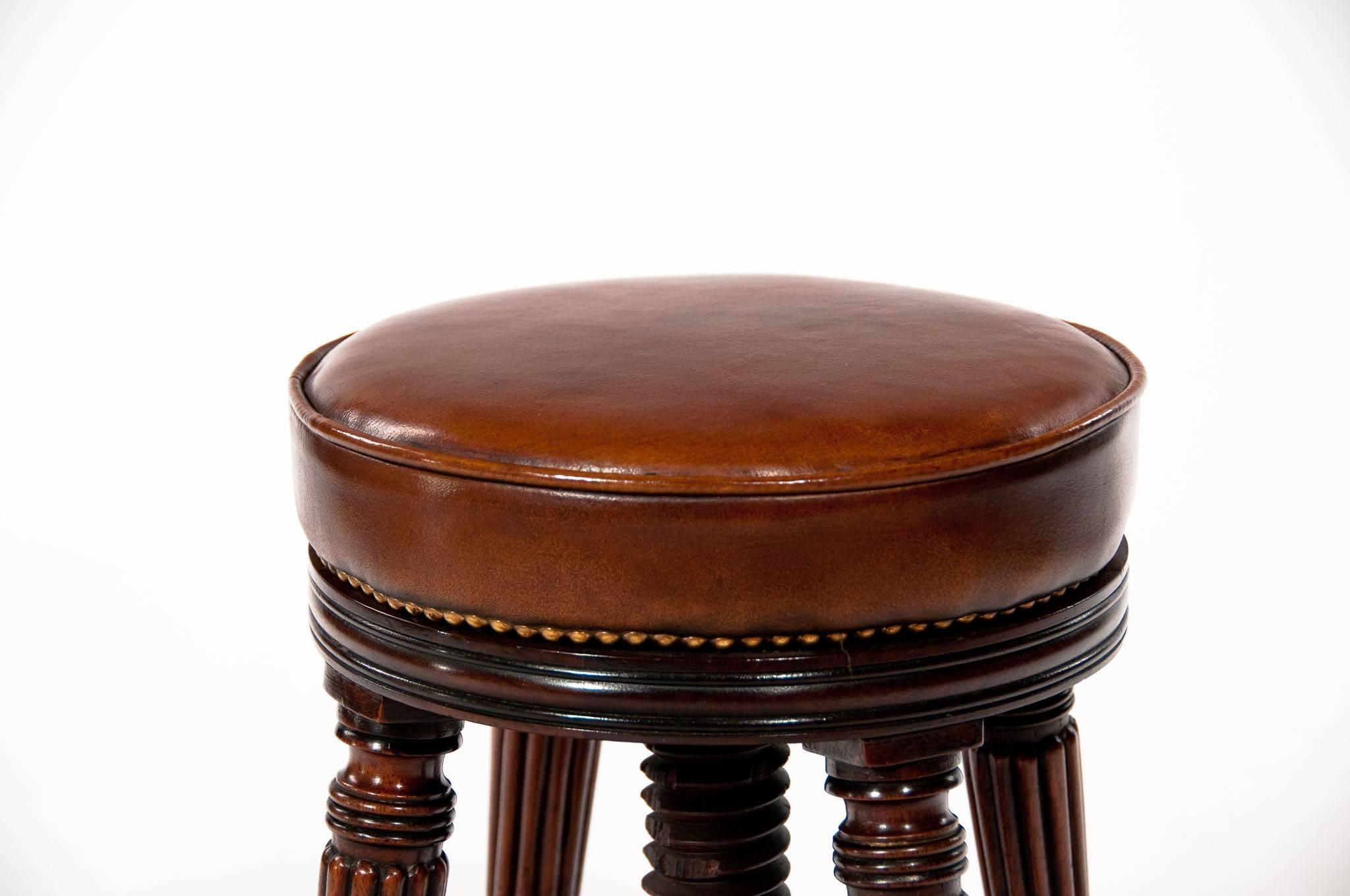 Fine Regency Mahogany Adjustable Piano Stool 3