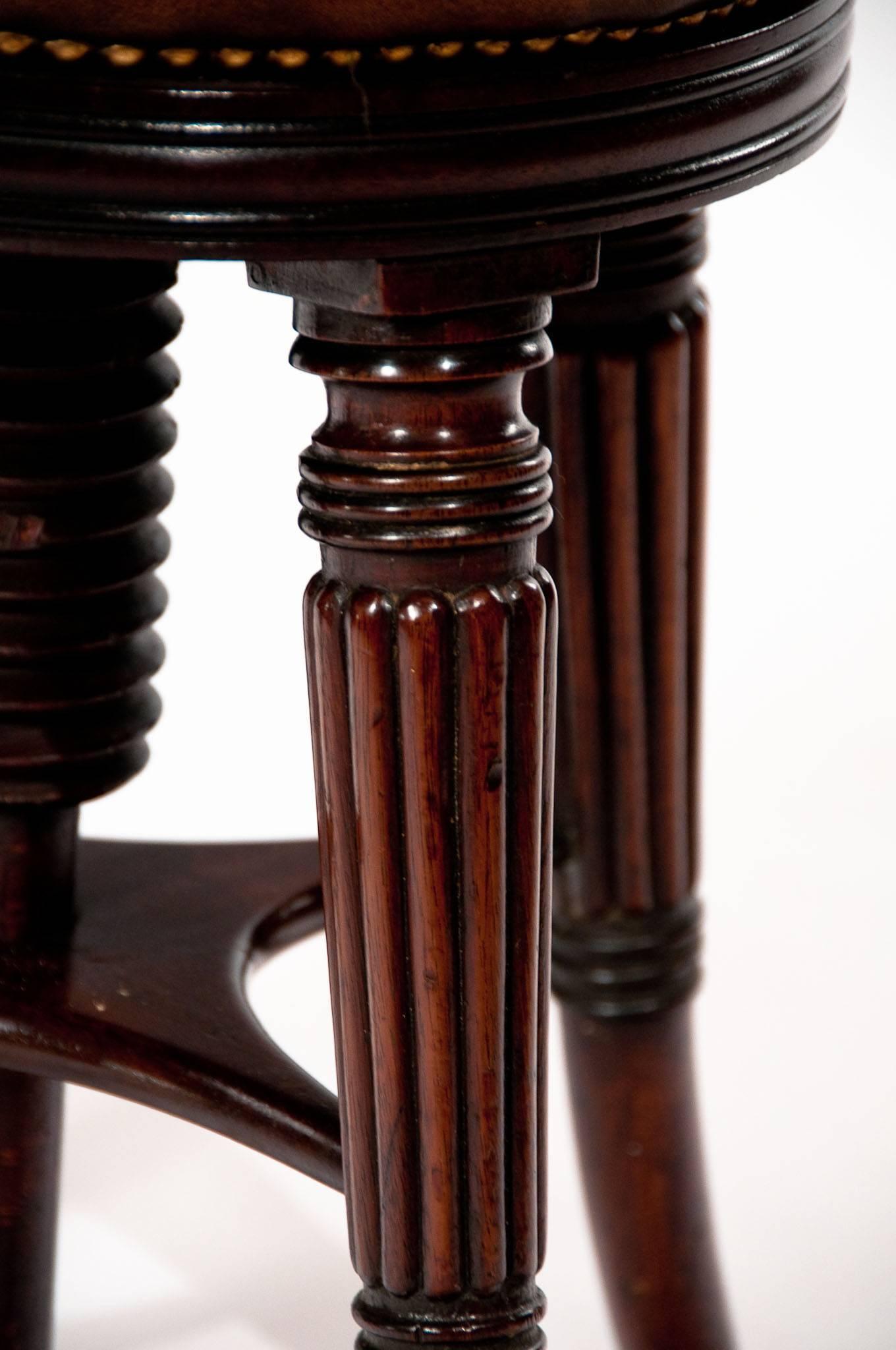 Fine Regency Mahogany Adjustable Piano Stool 1