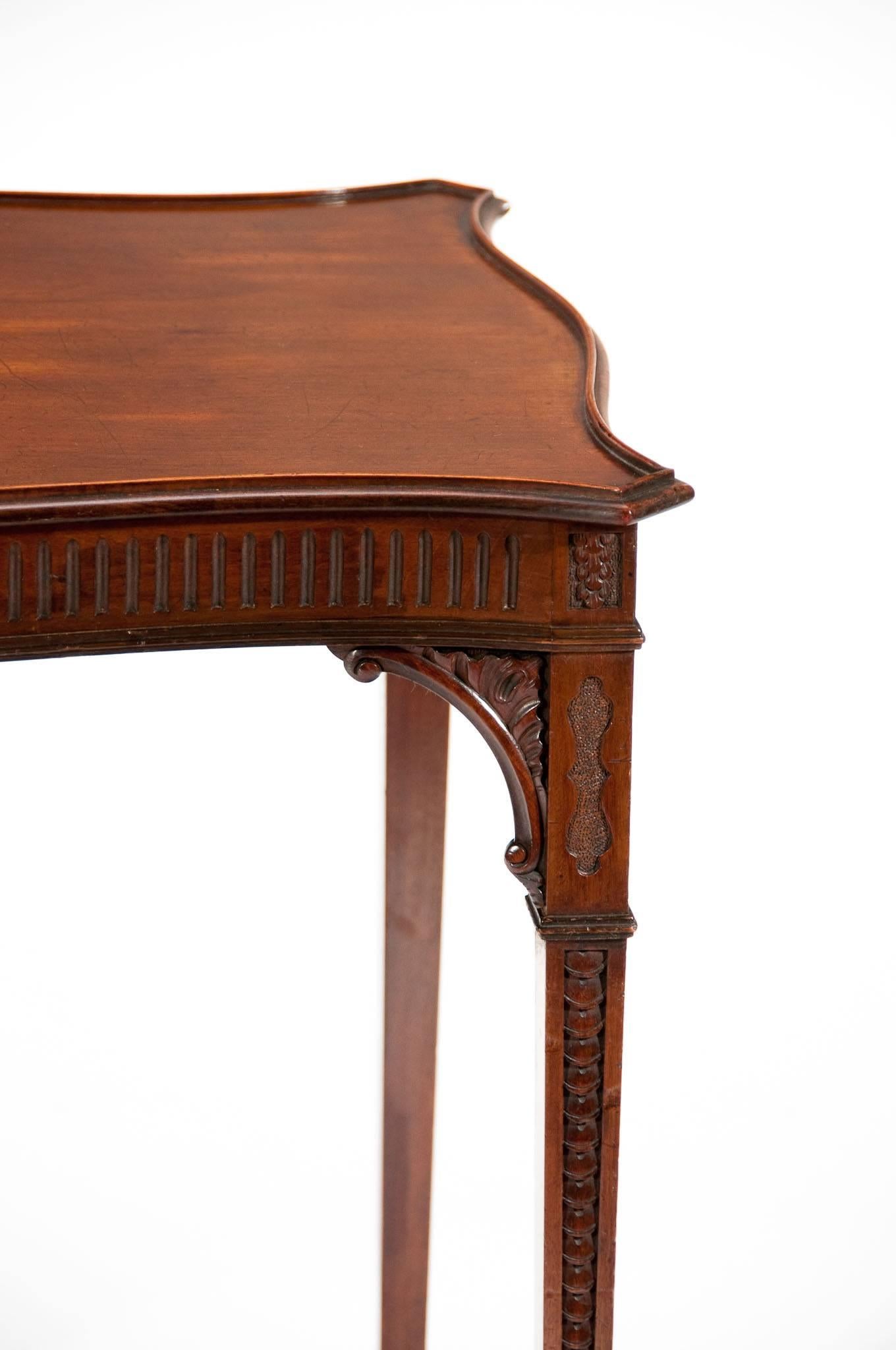 English Very Fine 19th Century Mahogany Silver Table