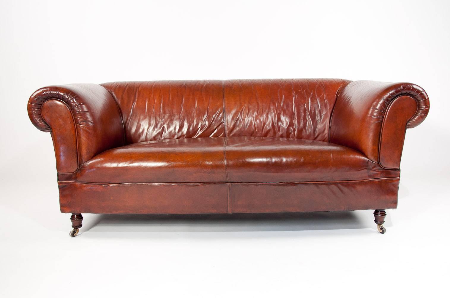 Leather Upholstered Chesterfield Mid-20th Century 1