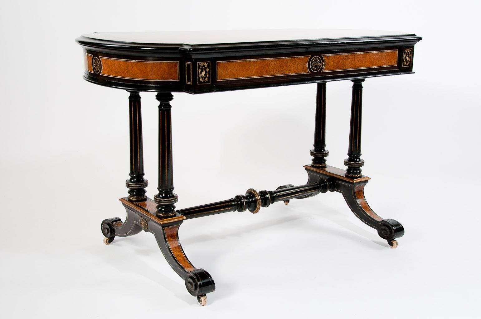Victorian Superb Quality Library Stretcher Table Gillow
