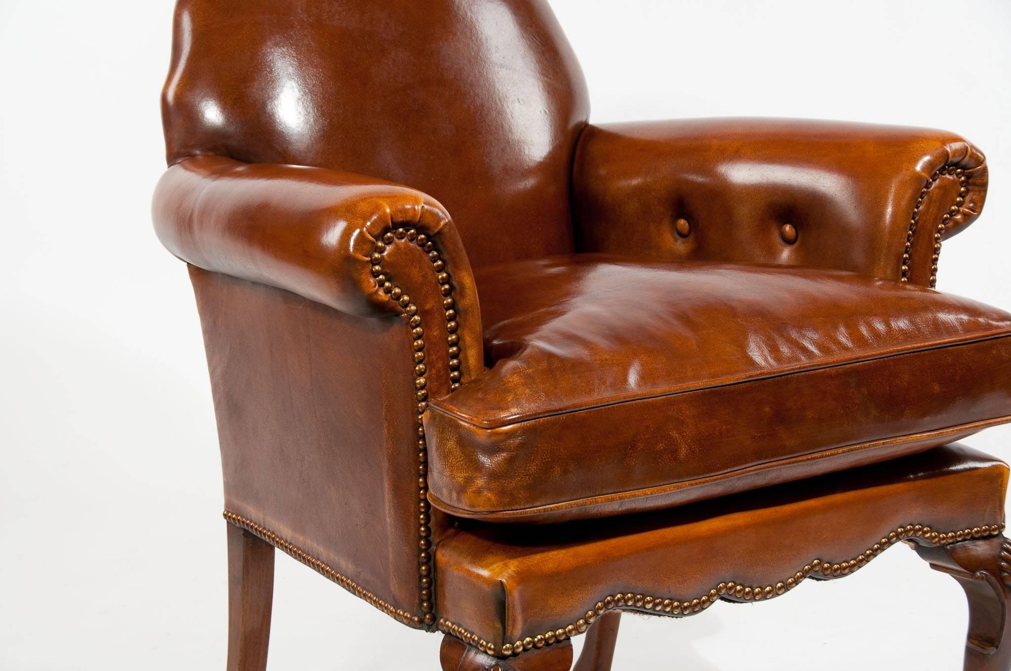Quality Antique Leather Walnut Armchair 1