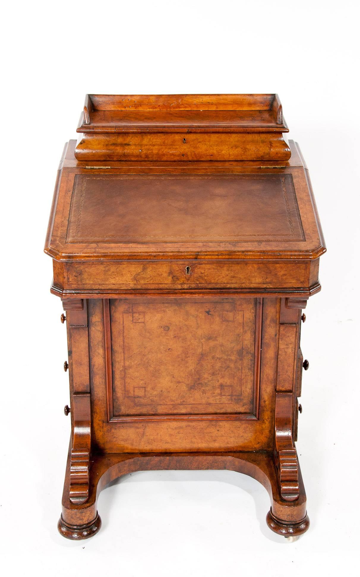 Leather Wonderful Victorian Burr Walnut Davenport