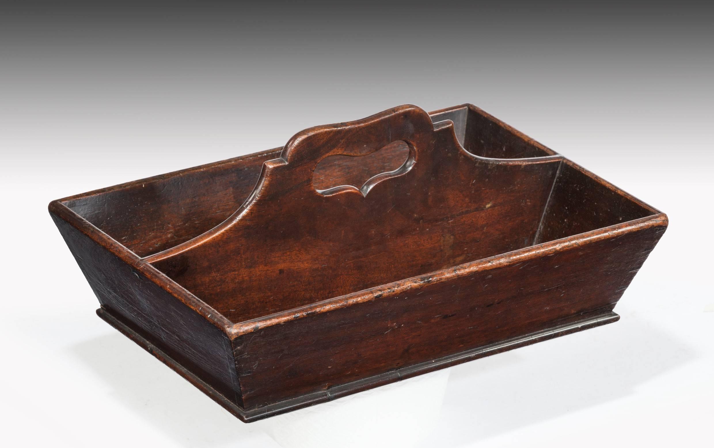 Fine Georgian Mahogany Cutlery Tray In Excellent Condition In Benington, Herts