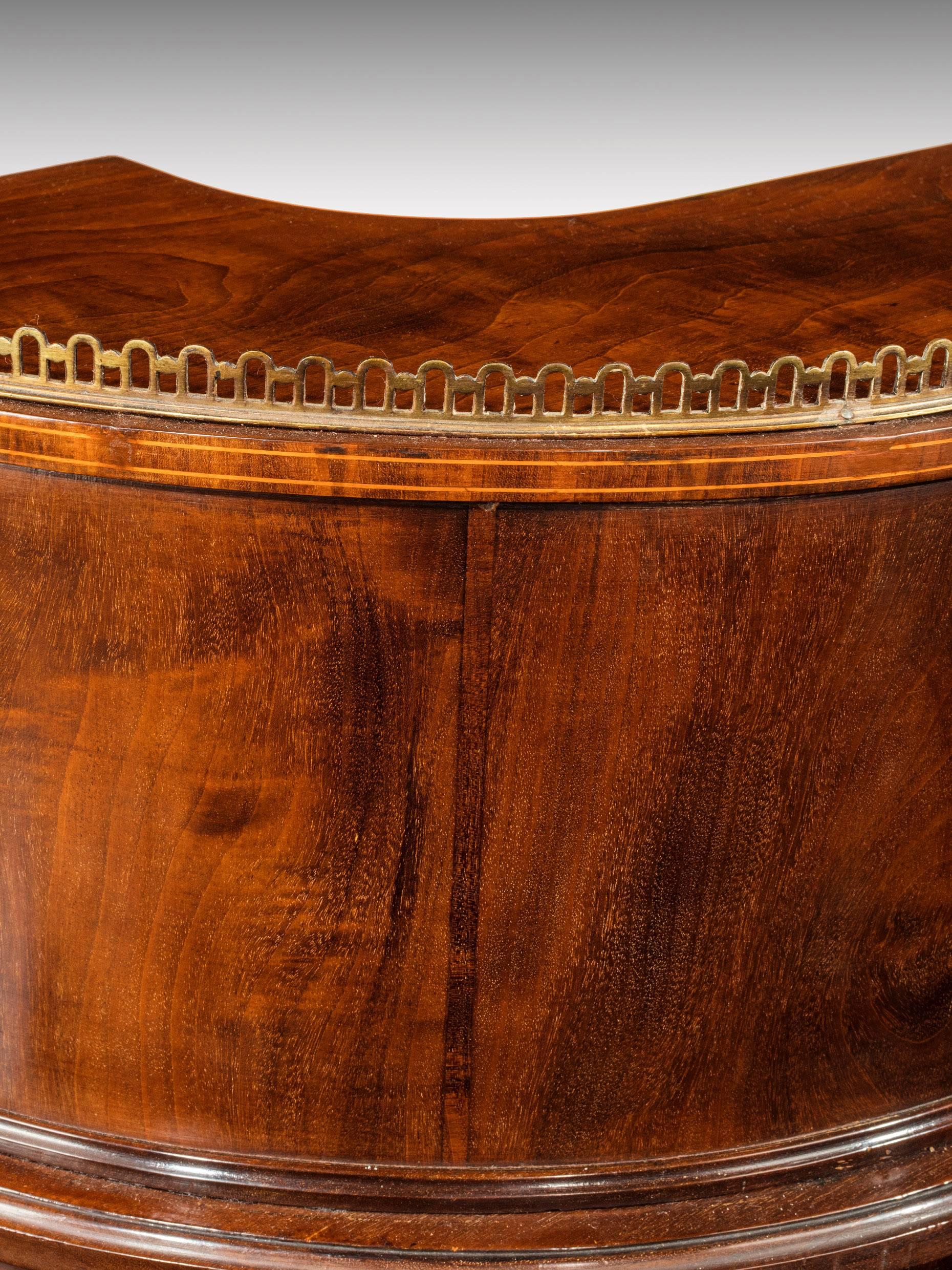 Fine 19th Century Mahogany Carlton House Desk 2