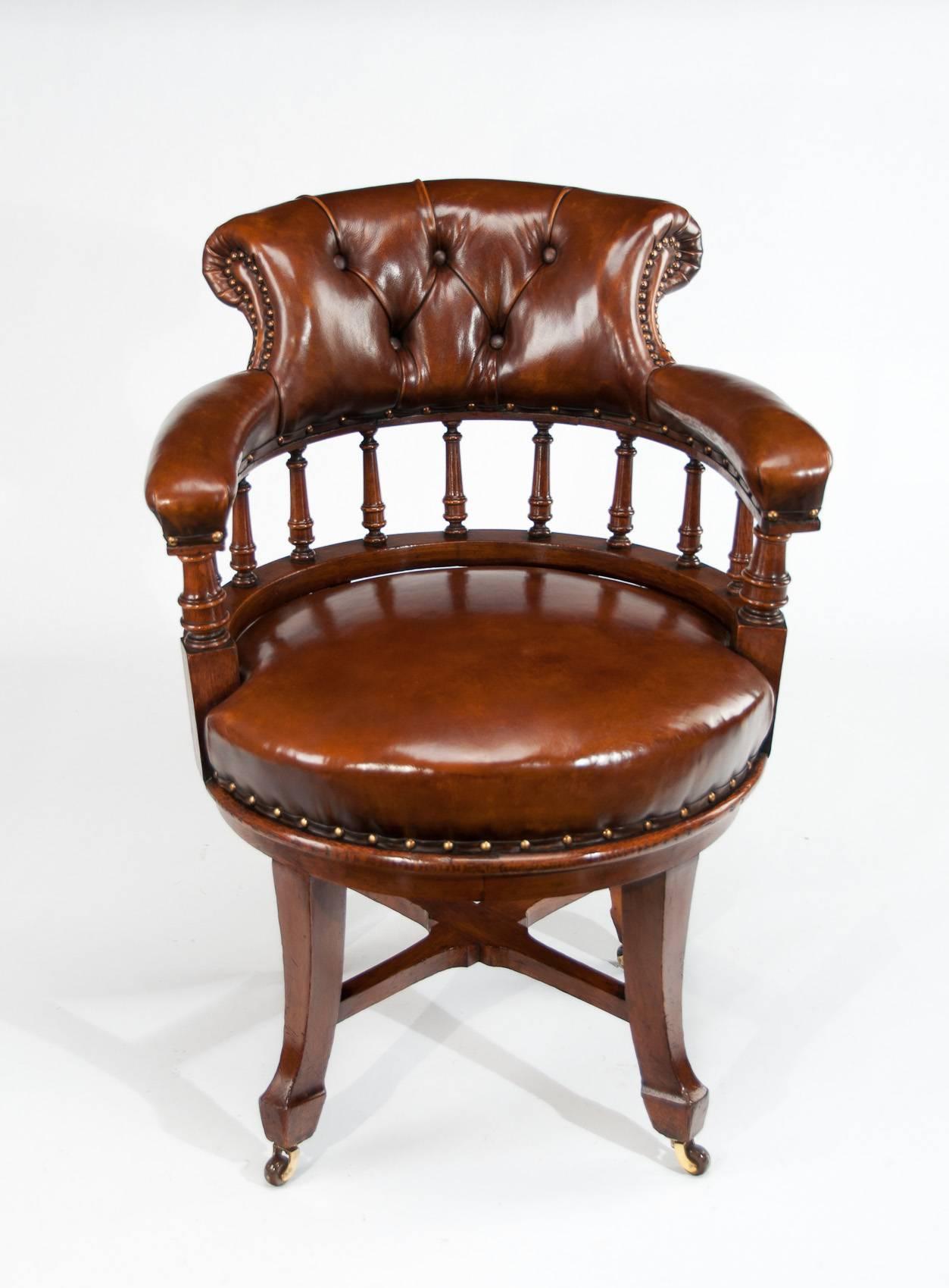 19th Century Quality Victorian Oak Leathered Revolving Desk Chair by S & H Jewell