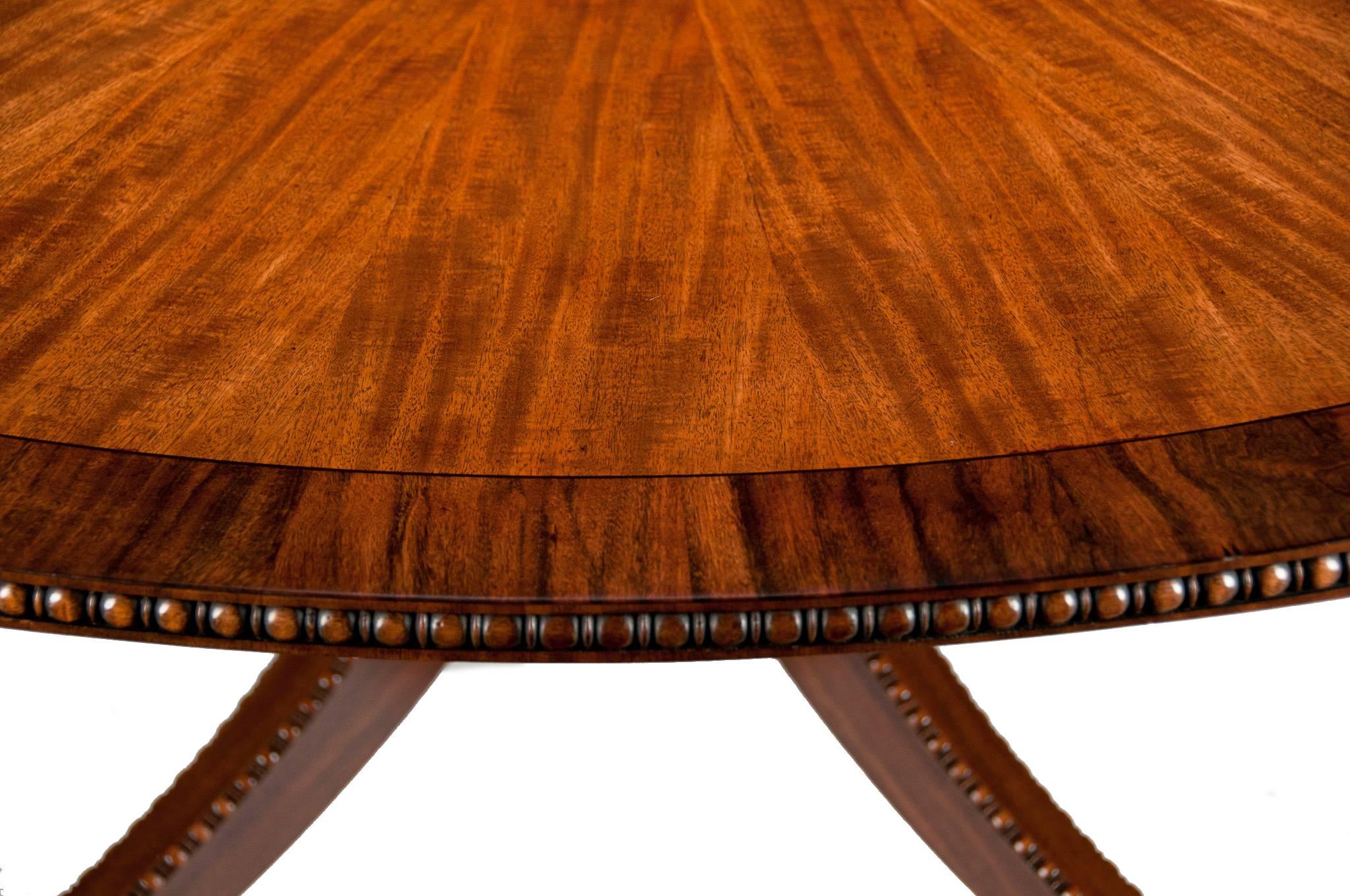Huge Circular Late Victorian Mahogany Dining Table In Excellent Condition In Benington, Herts