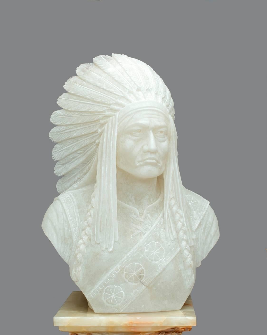 Unique Sculpture ( Indian Sioux Tatanka Yotanka ) in Onyx White age 20th Century, .