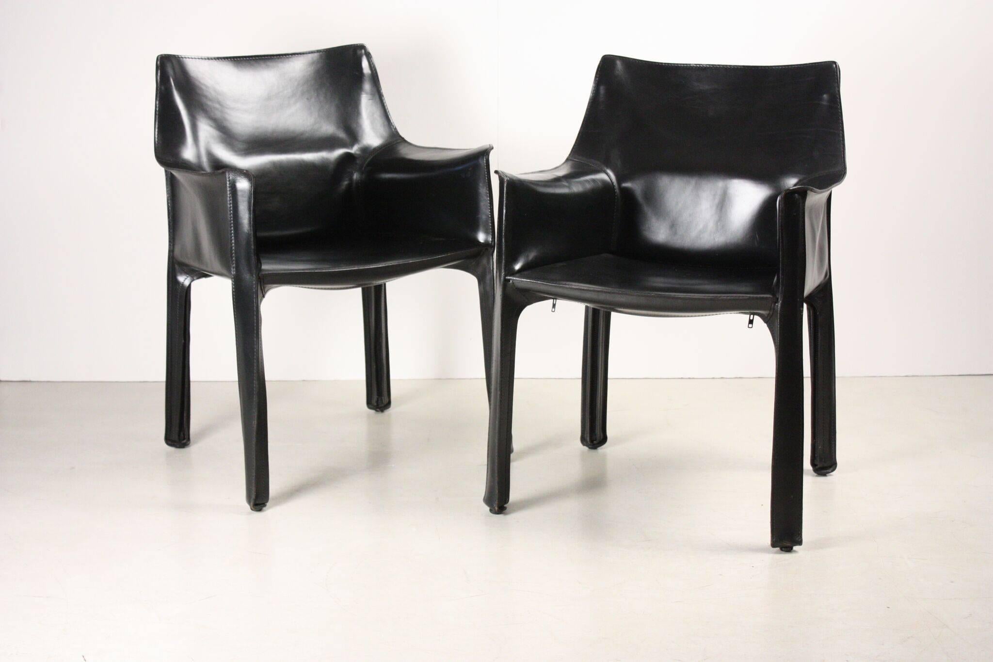 Set of Four Black CAB Armchairs by Mario Bellini for Cassina In Excellent Condition In Dallas, TX
