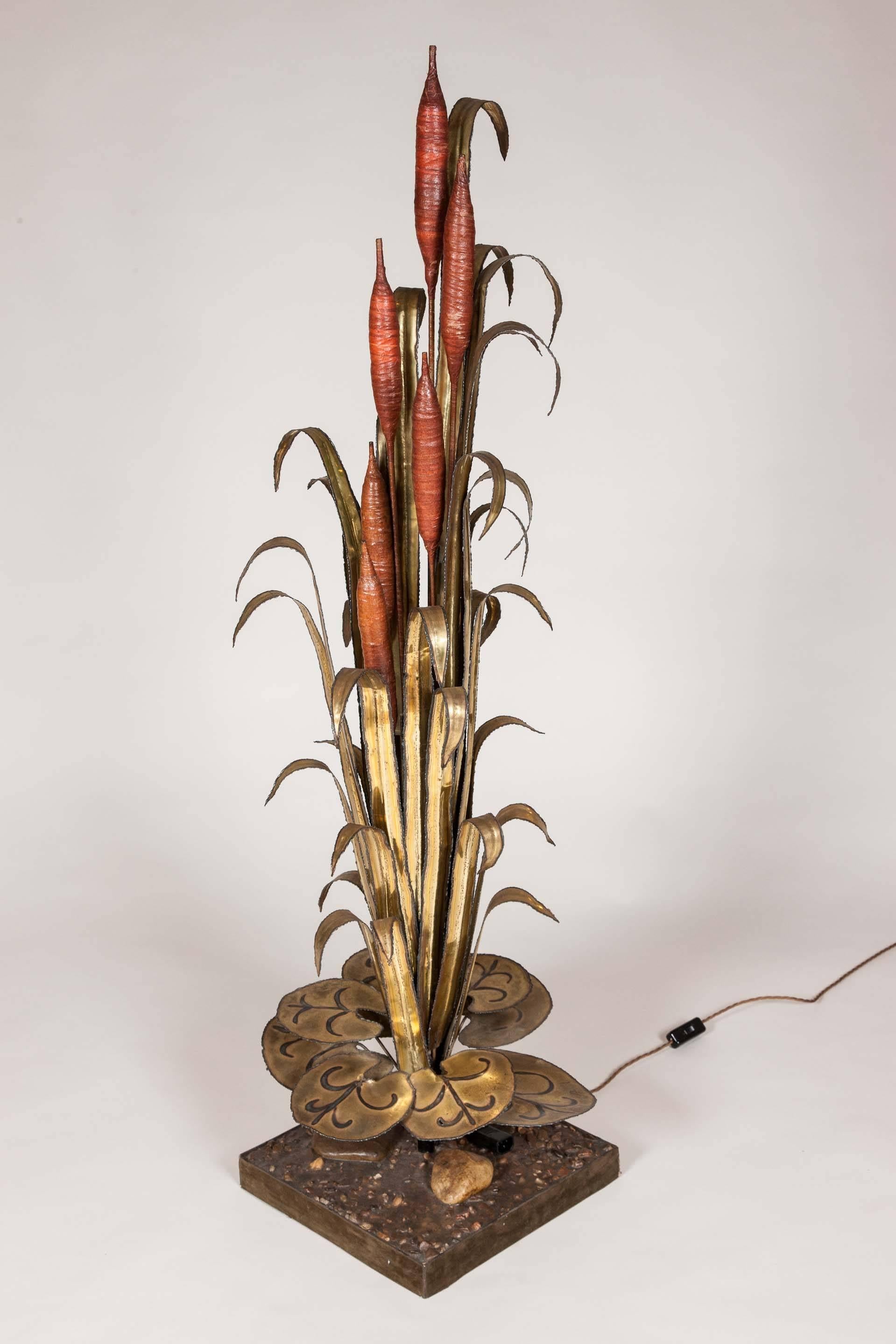 Late 20th Century Cattail and Waterlilies Lamp
