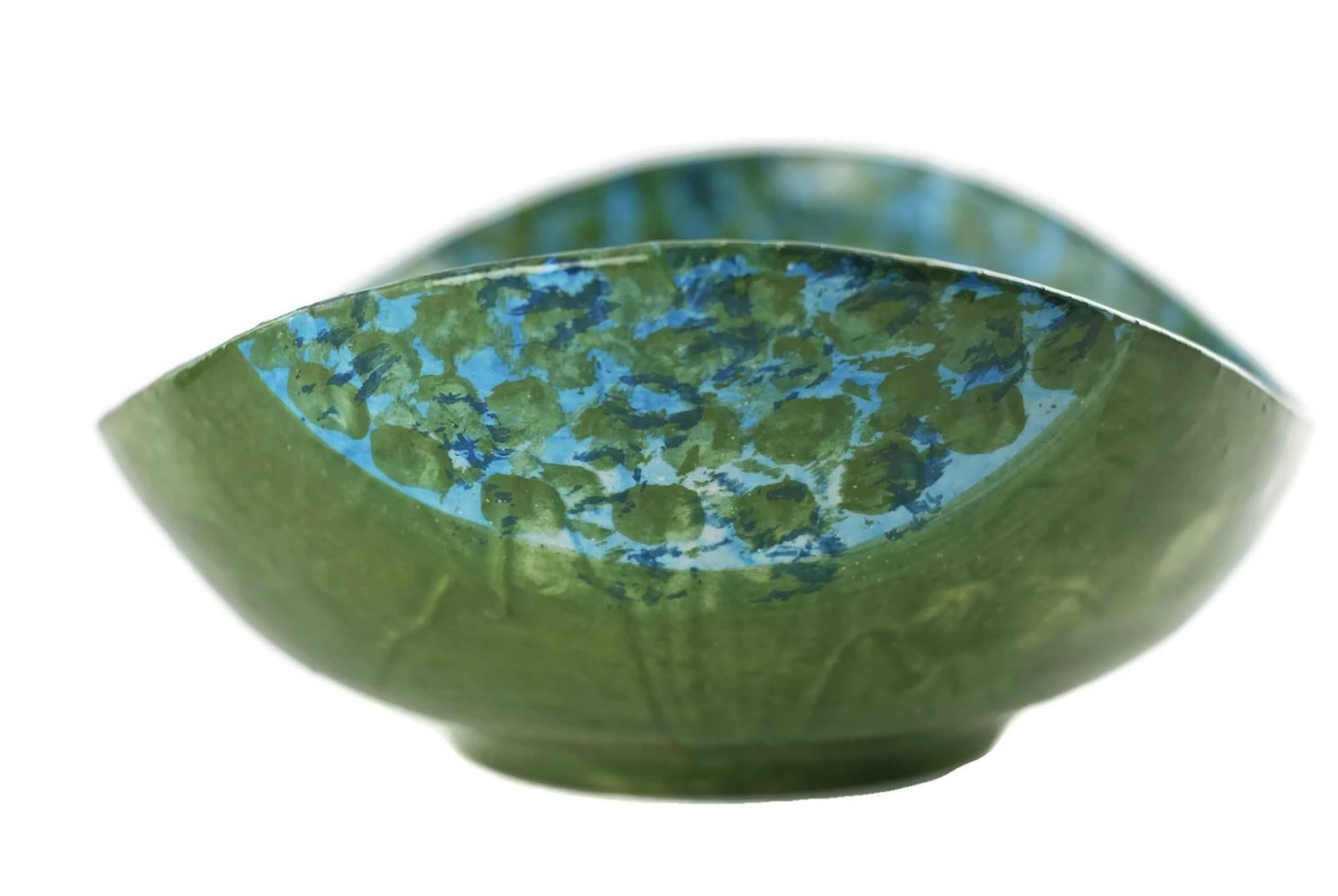 Midcentury Raymor Hand-Painted Italian Ceramic Centerpiece Bowl For Sale 3