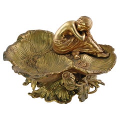 Late 19th Century Figural Maiden and Poppy Blossom Centerpiece Bowl