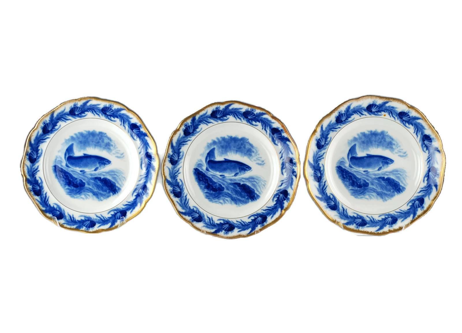 Ceramic Set of 12 Gilt Edged Cauldon England Flow Blue Fish Plates with Oval Platter