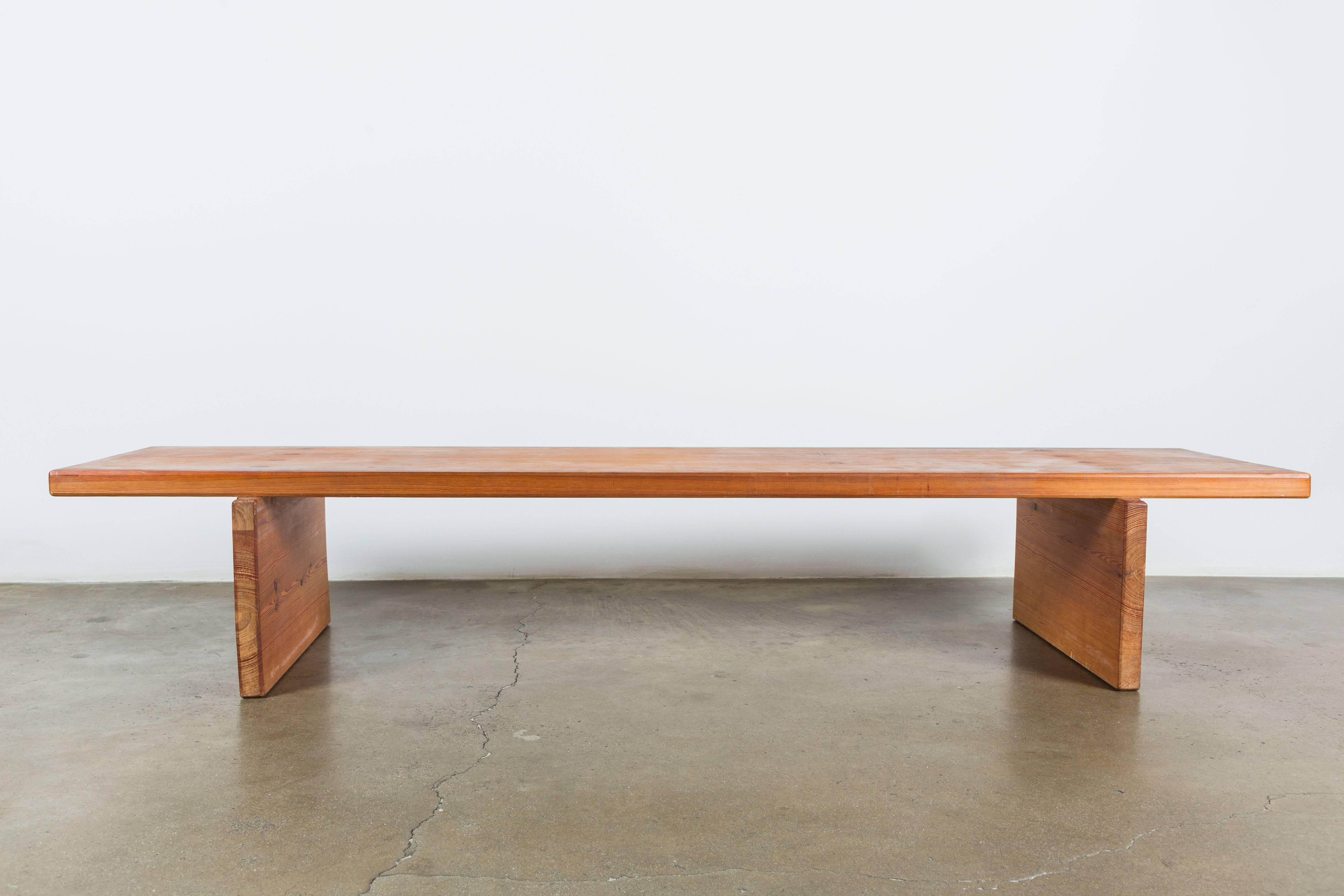 Minimal pine coffee table by Roland Wilhelmsson. Made in Sweden, circa 1970s.