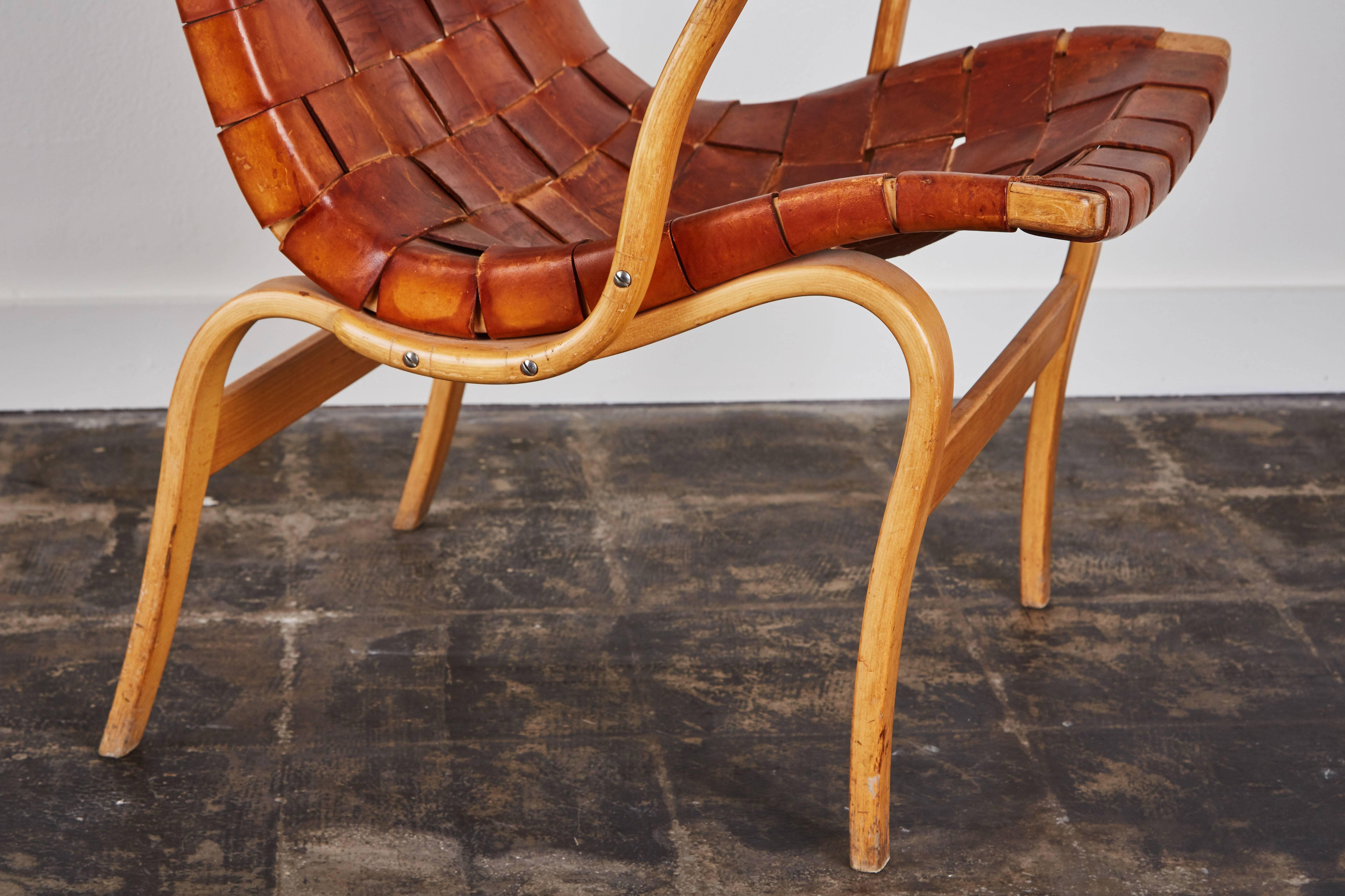Pair of Woven Leather Eva Chairs by Bruno Mathsson 1