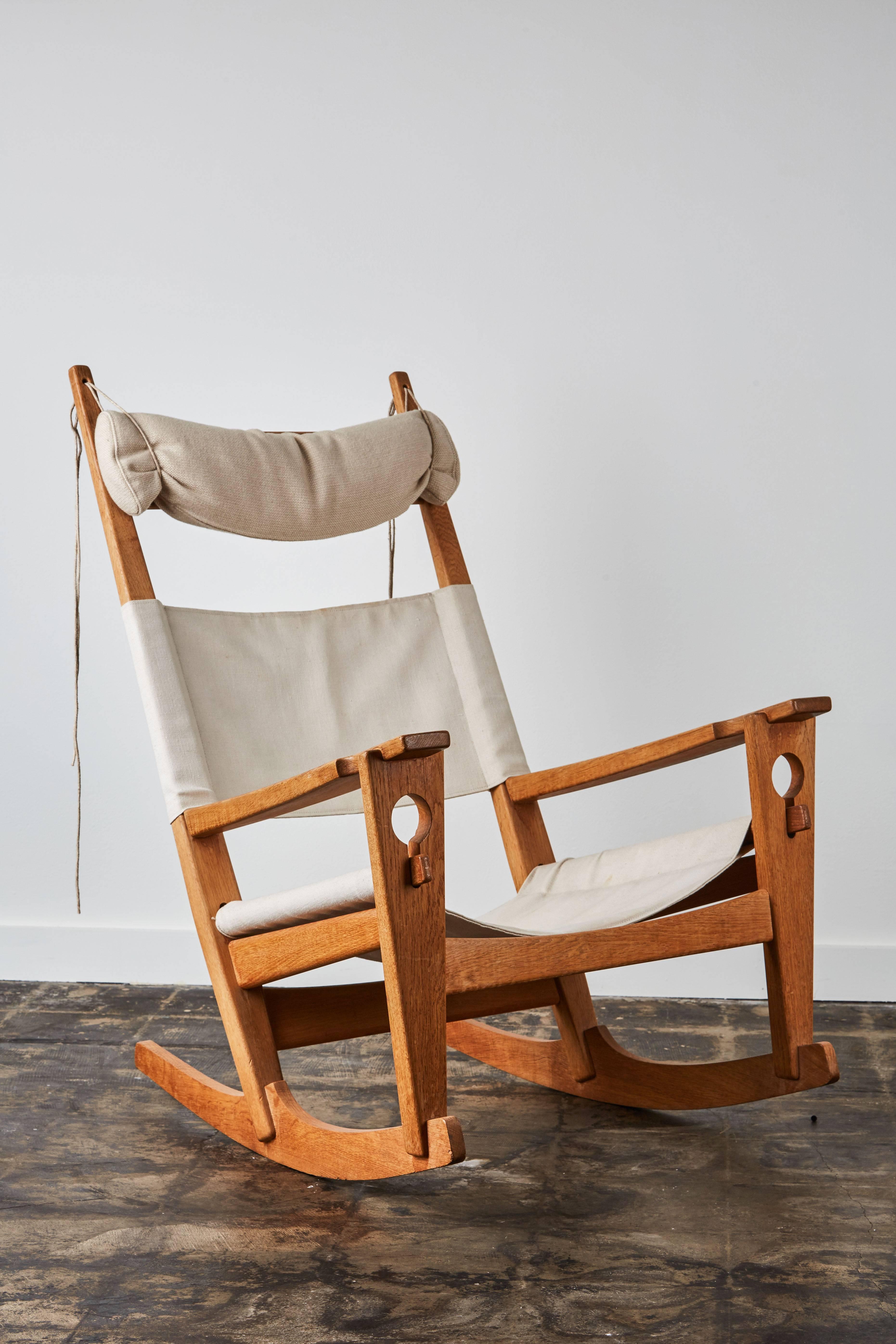 Mid-20th Century Keyhole Rocker by Hans Wegner