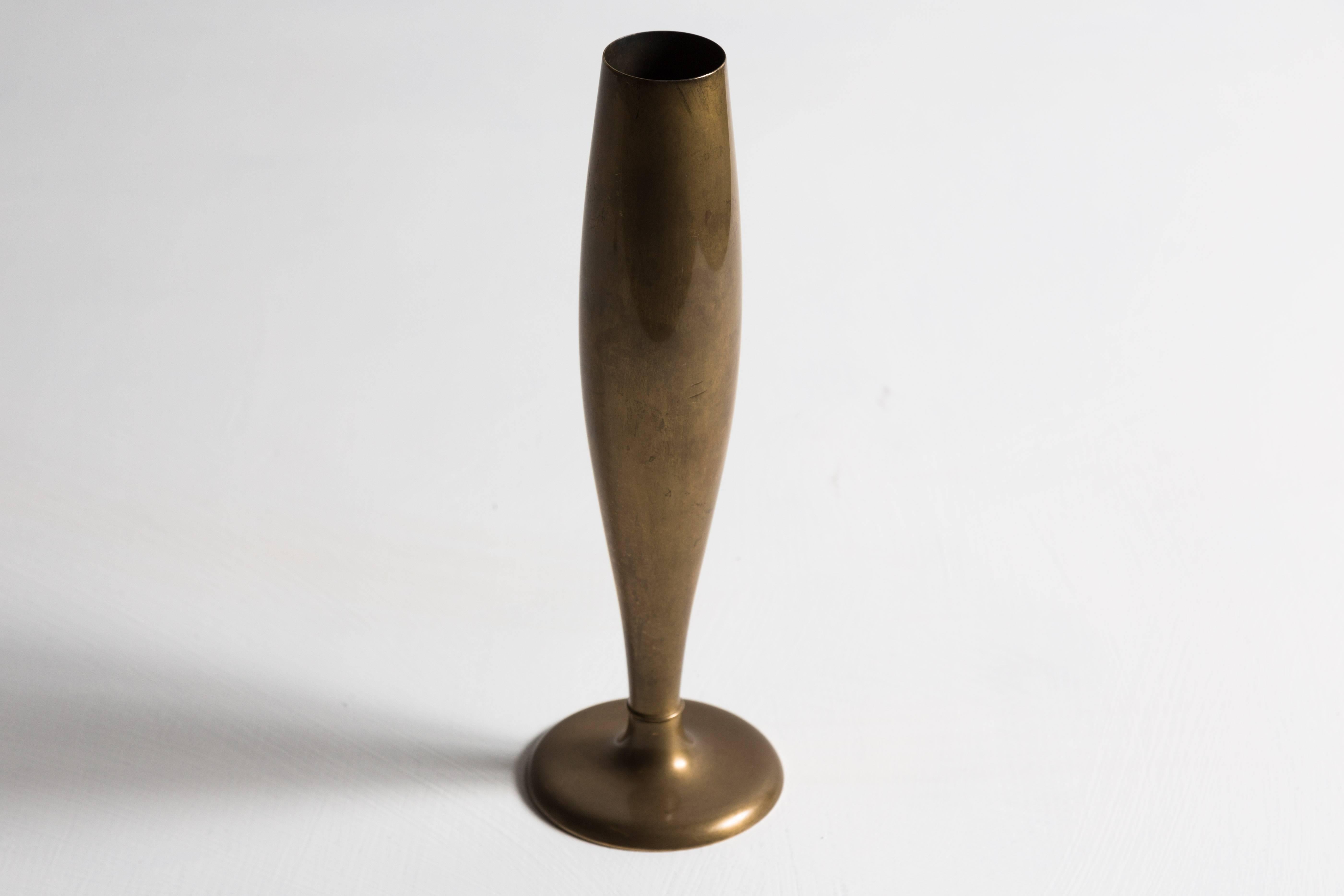Bronze Bud Vases In Excellent Condition In Los Angeles, CA