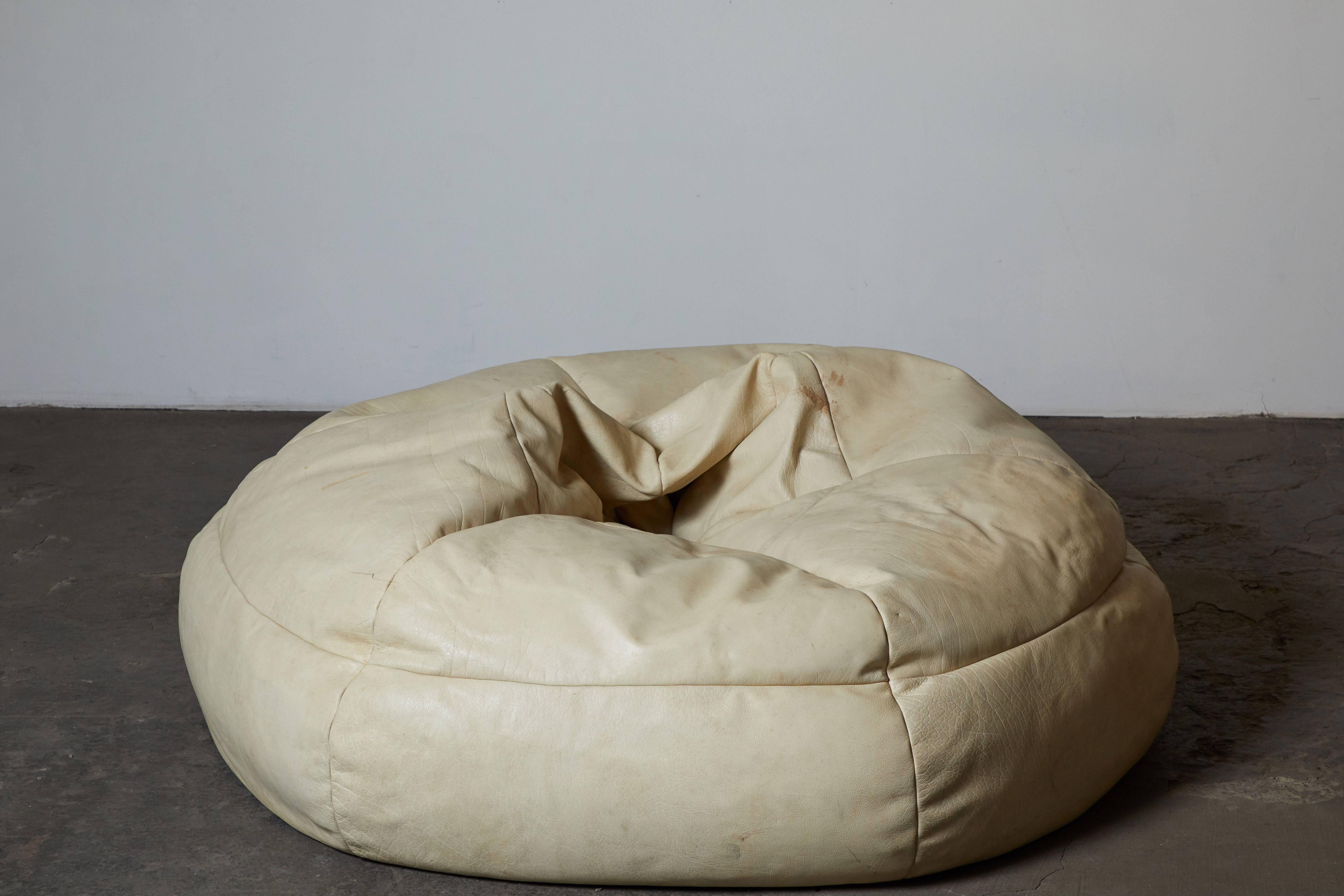 White leather bean bag chair. Made in Italy, circa 1968.

Part of the MoMA private collection.