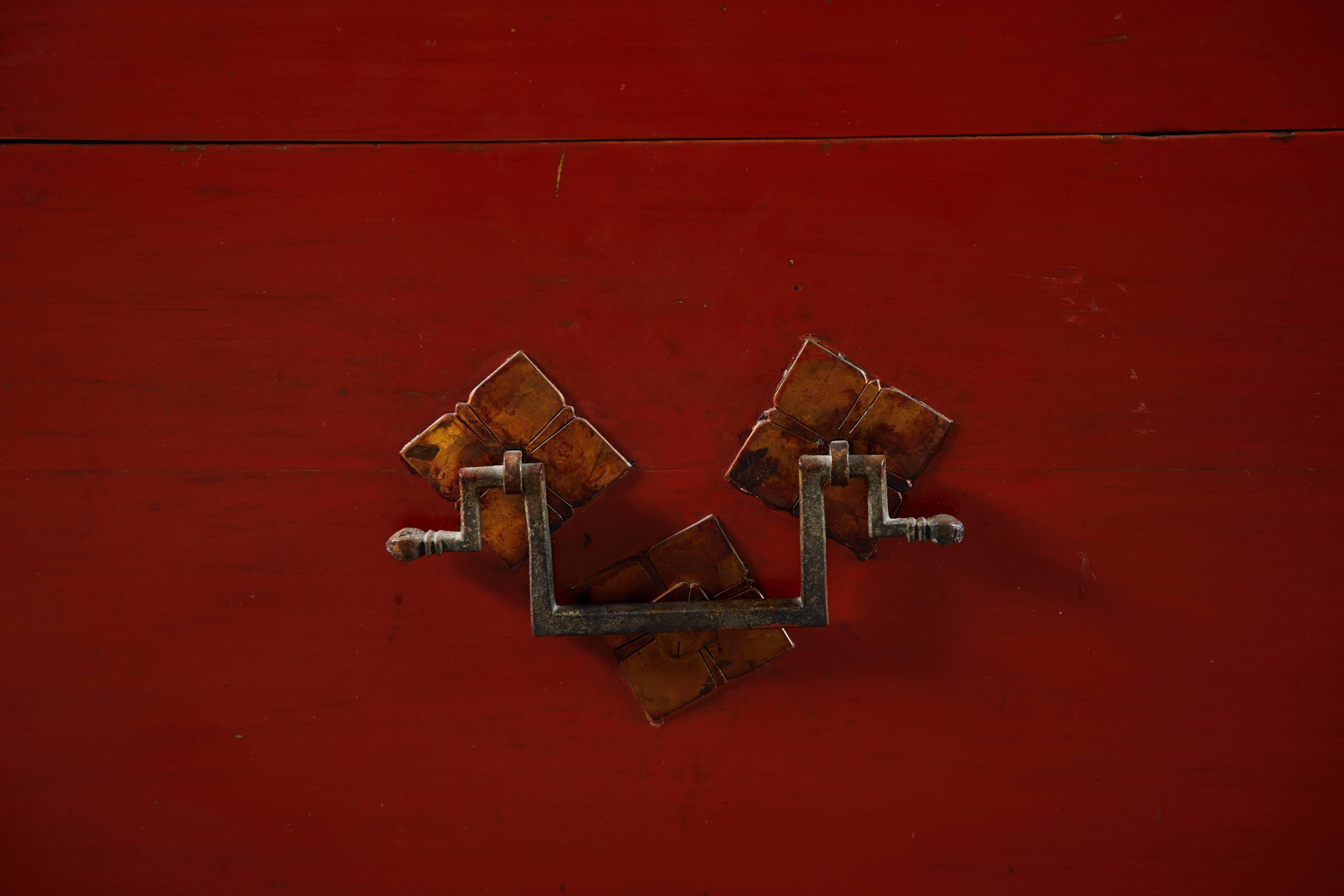 Late 19th Century Chinese Red Lacquer Trunk 3