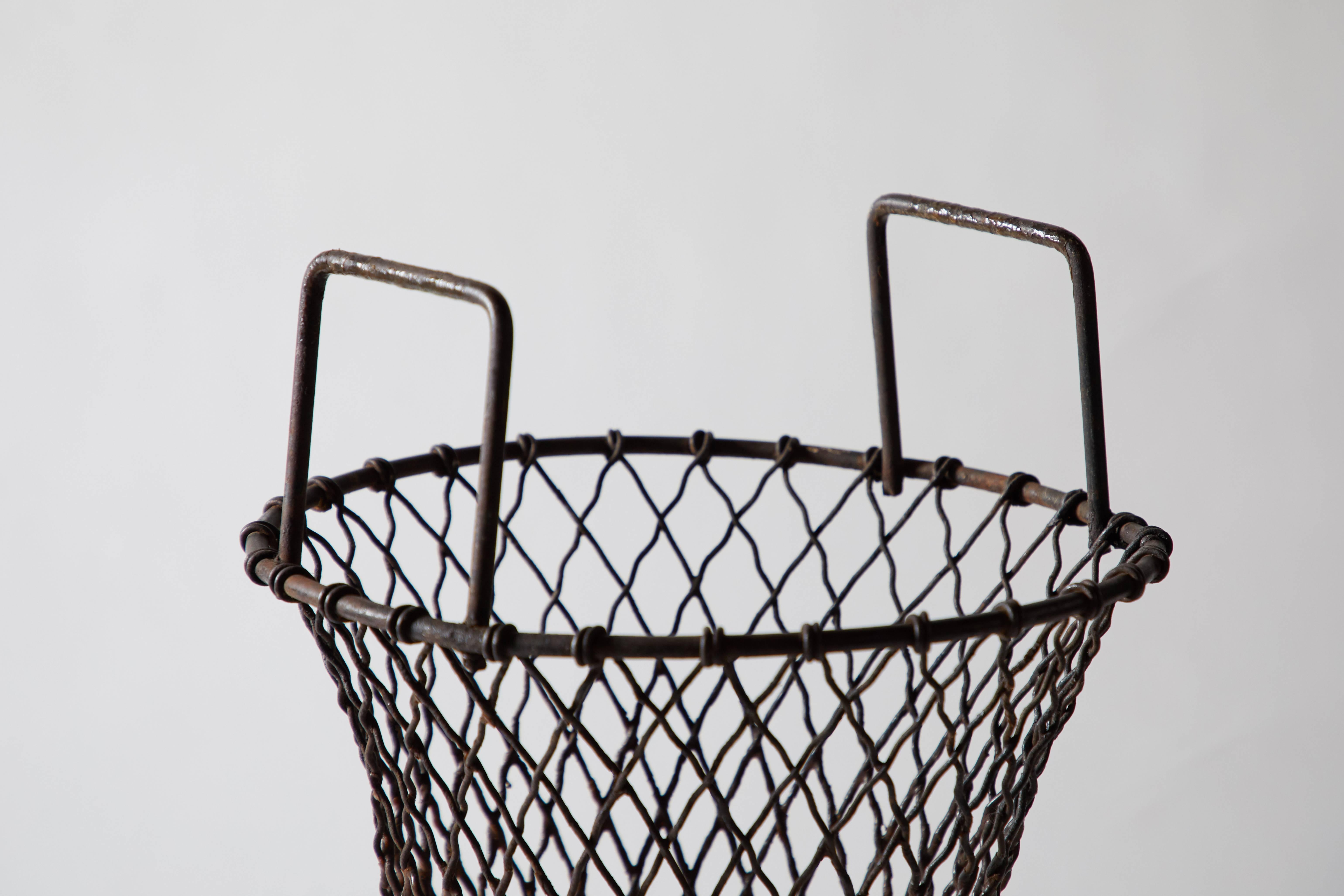Sculptural Iron Waste Basket In Good Condition In Los Angeles, CA