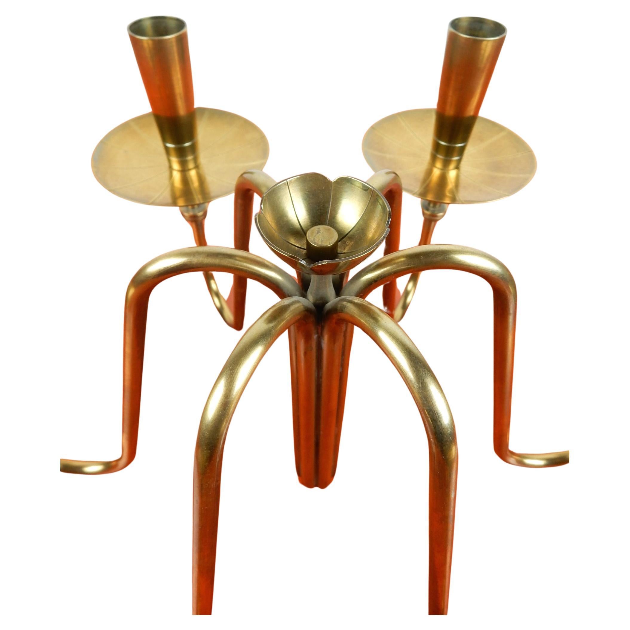 Late 20th Century Tommi Parzinger Design Brass Lotus Candelabra Centerpiece Palm Beach For Sale
