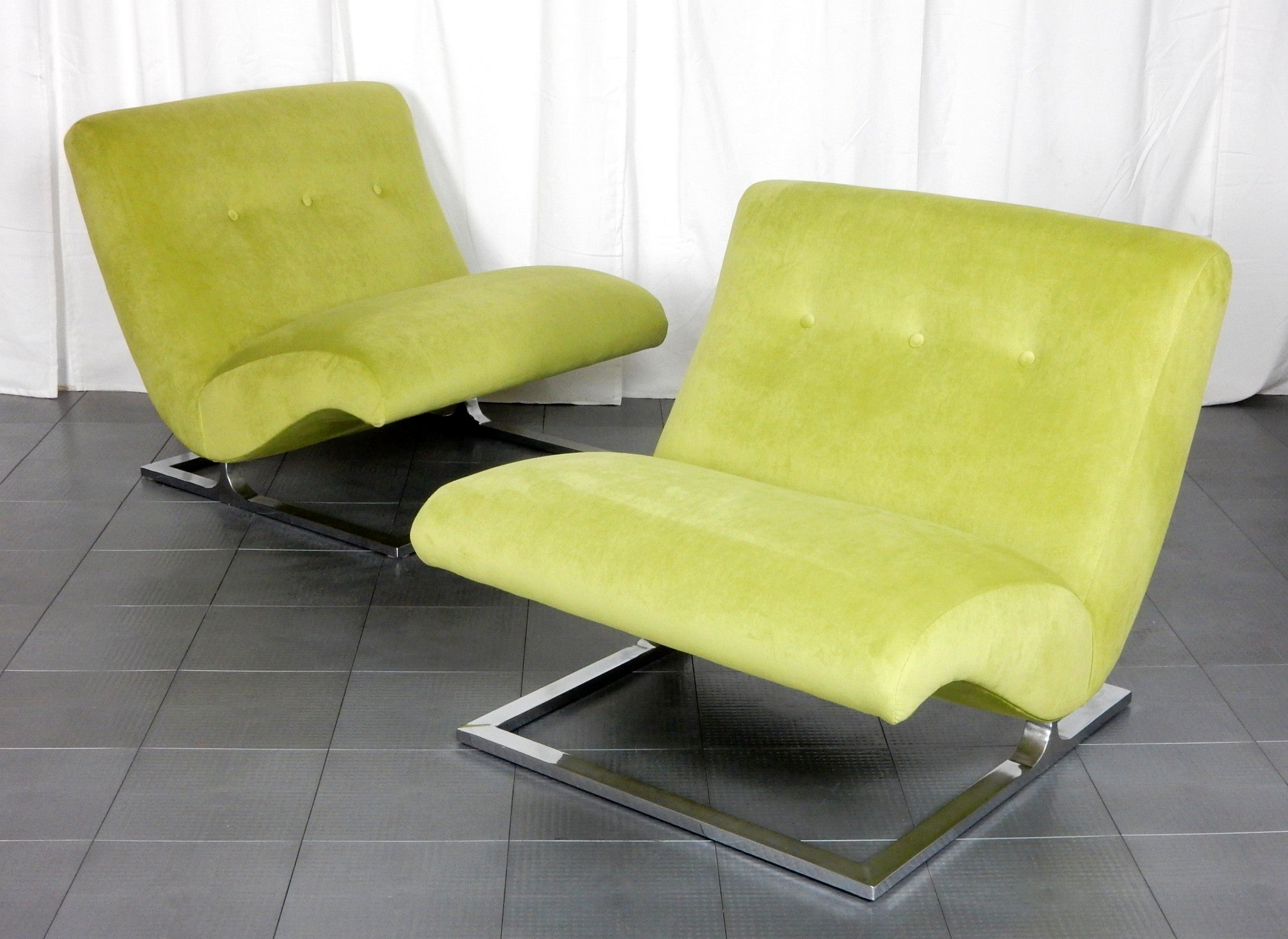 Mid-Century Modern Vintage Scoop Cantilever Lounge Chairs 1970's For Sale