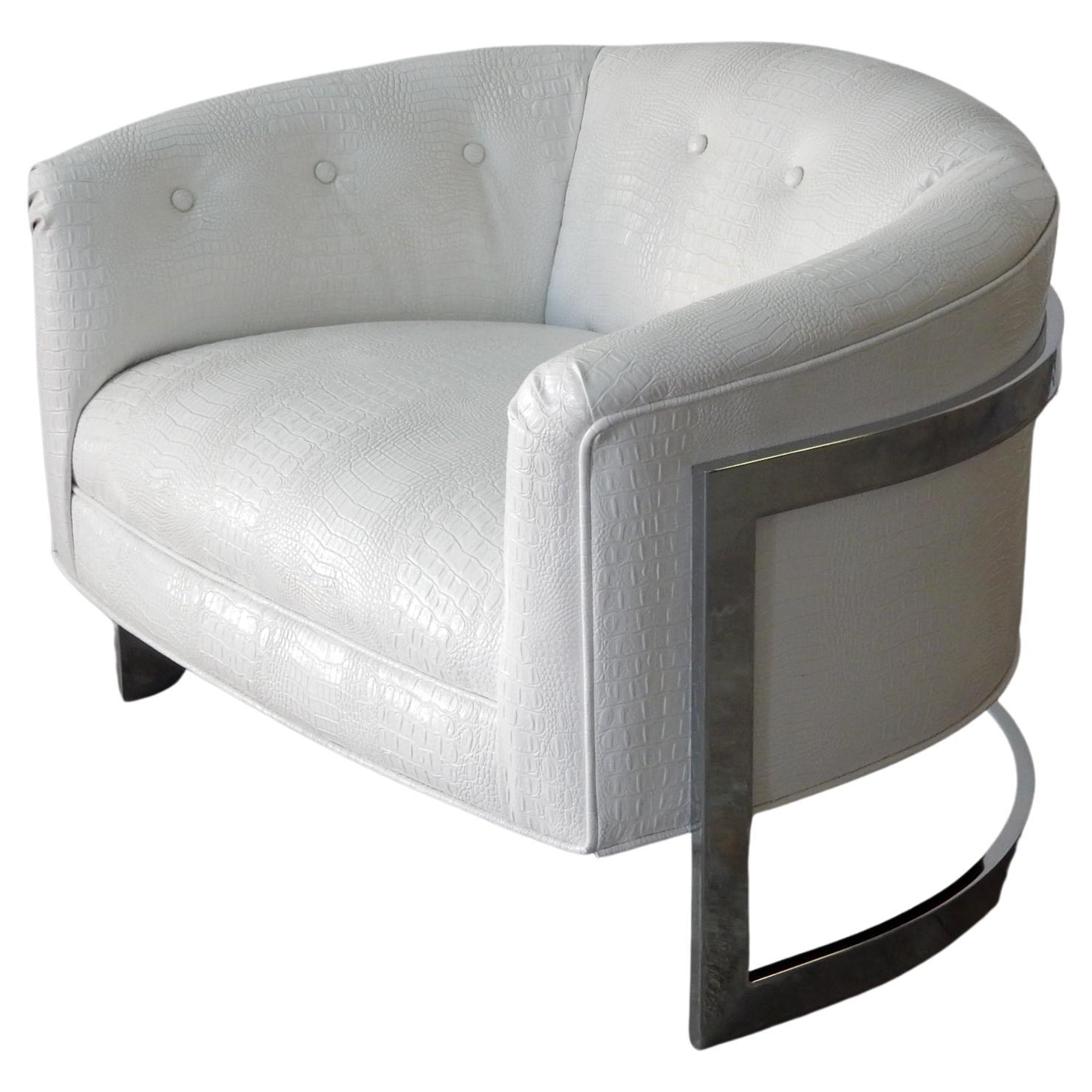 Mid-Century Modern Fauteuil club chromé moderne du milieu du siècle en fausse peau d'alligator albinos en vente