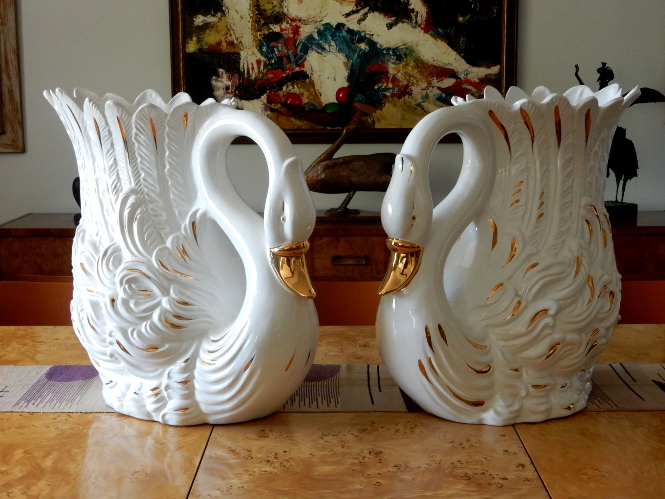 swan vase