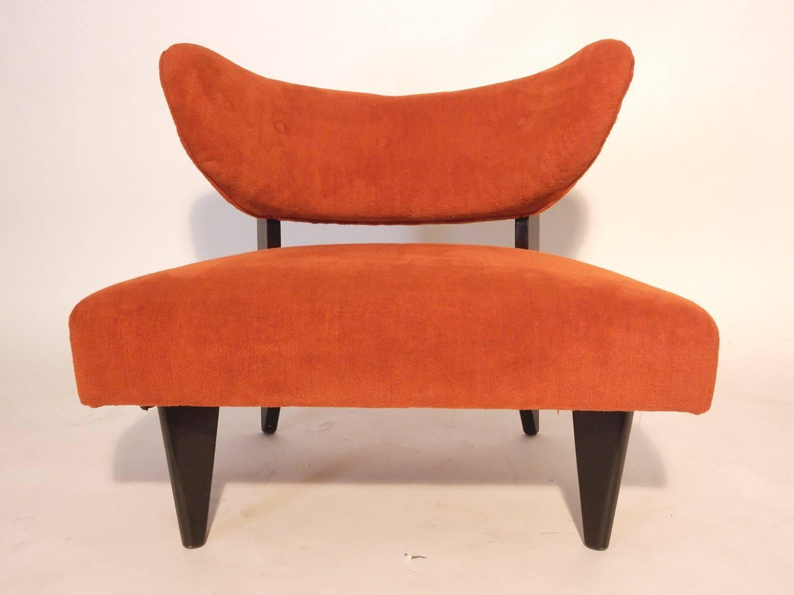 1950s Mid-Century Modern Orange Mohair Lounge Chairs  In Excellent Condition In Las Vegas, NV