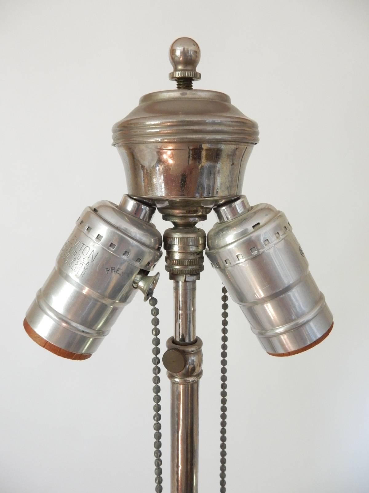 Pair of Swirl Mercury Glass Vase and Lucite Lamp, 1950s 1