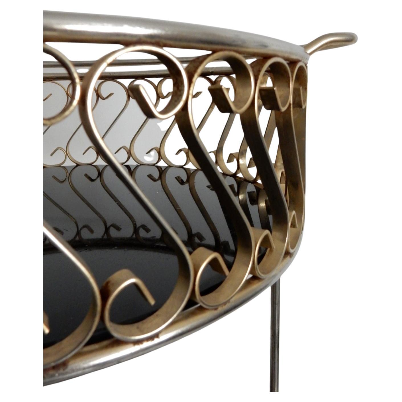 French Art Deco Bar Trolley Cart by Ferronnerie D'art, Paris In Fair Condition For Sale In Las Vegas, NV