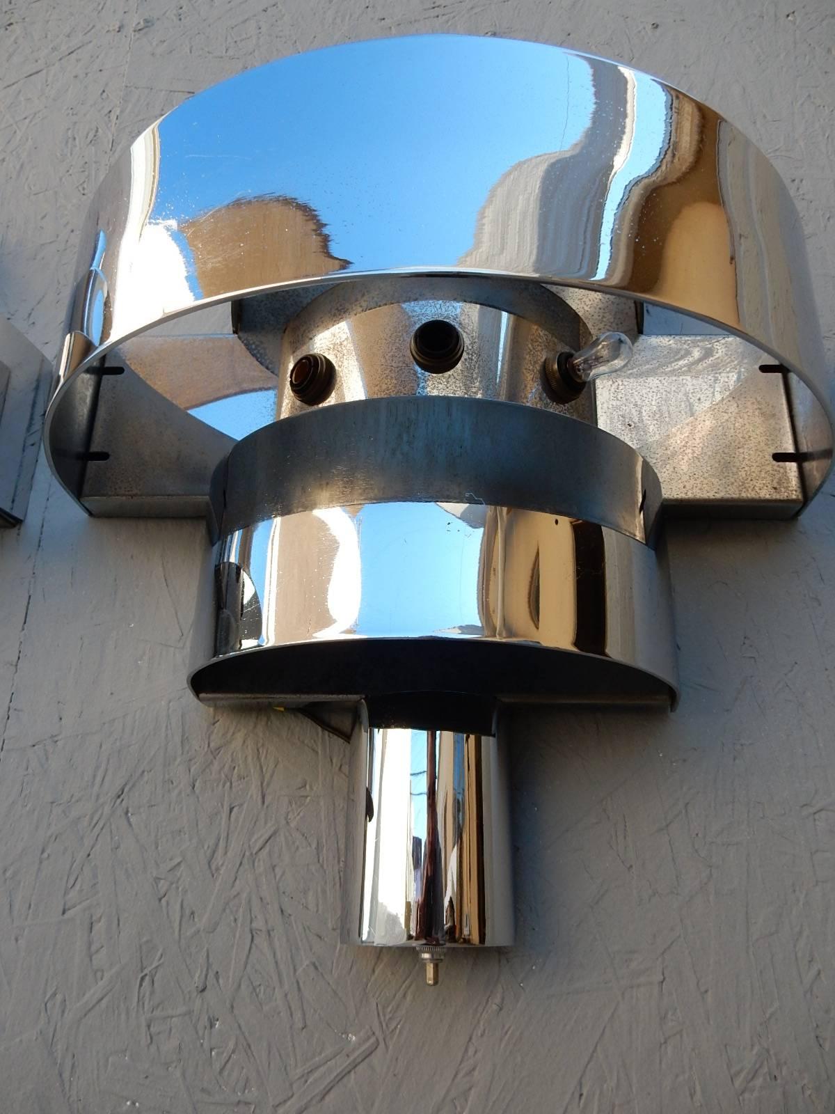 Mid-20th Century 1940s Streamline Moderne Art Deco Sconce Wall Lamps in Nickel