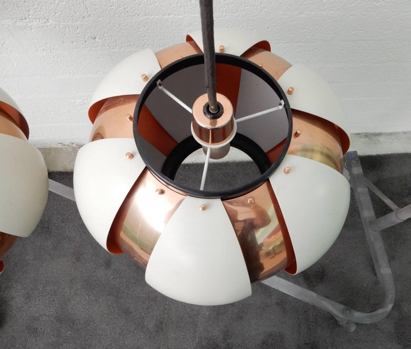 Pair of Mid-Century Louvered Copper Pendant Lamp 1