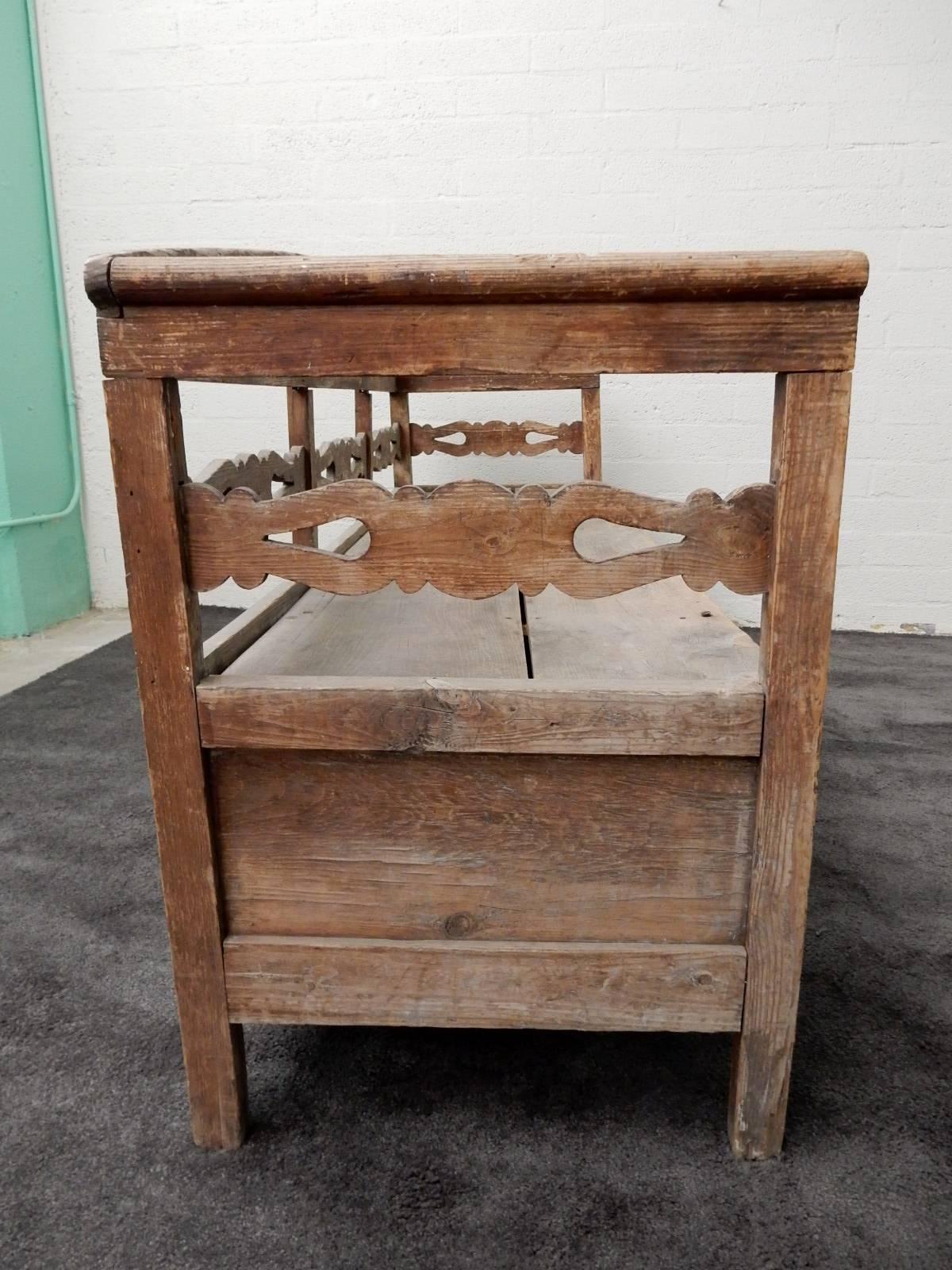 19th Century Antique Primitive Trundle Daybed Bench, Sweden, 1800s