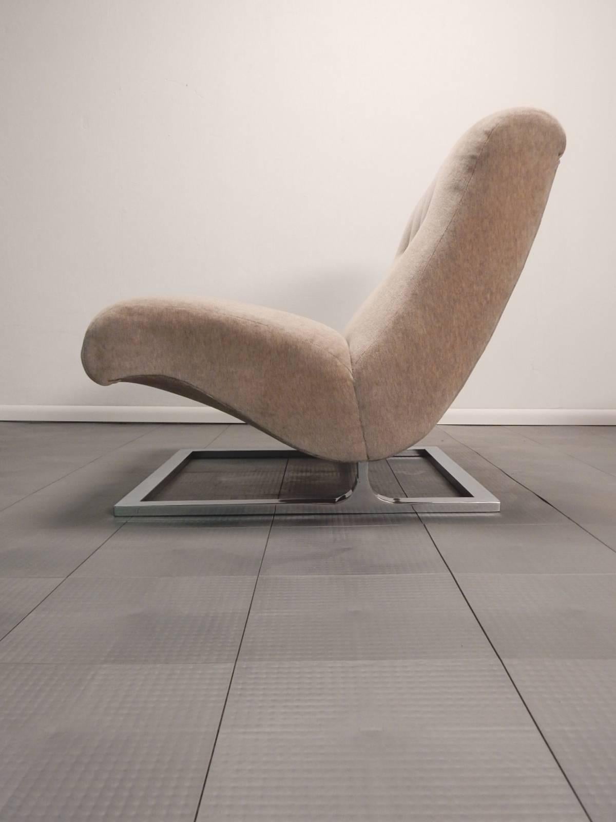 Mid-Century Milo Baughman Scoop Lounge Chairs 1
