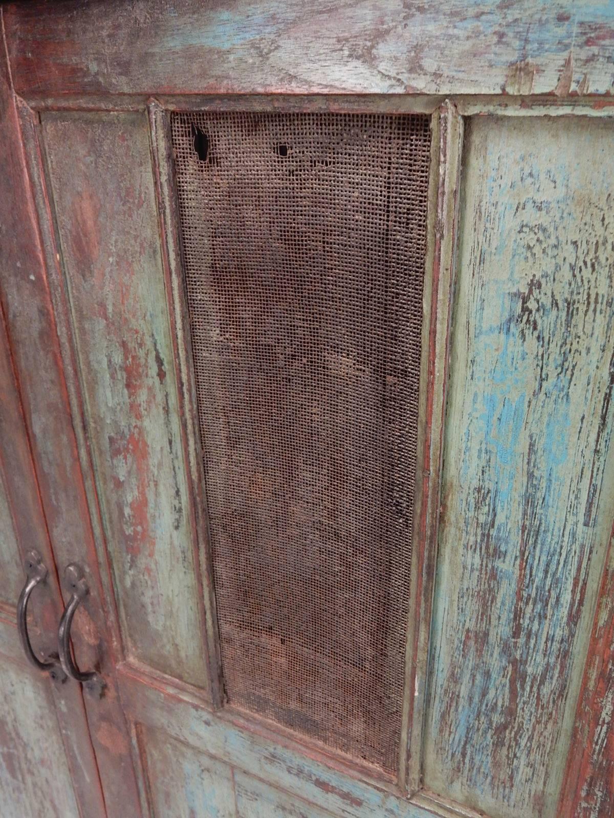 Late 19th Century Primitive Painted Farm Pie Safe Cabinet In Good Condition In Las Vegas, NV