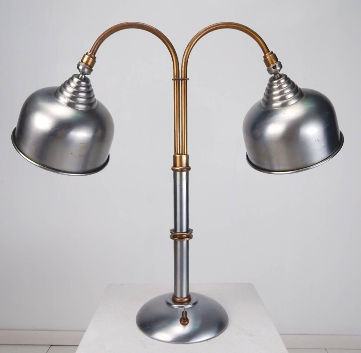 1930s Streamline Machine Age Faries Lamp Co. Steel and Brass Desk Lamp 2