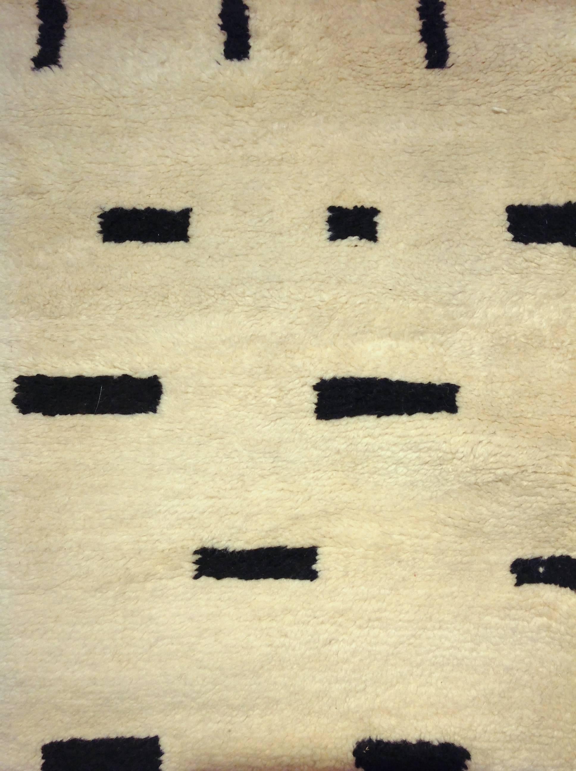 Wool Large Contemporary Ivory and Black Moroccan Rug