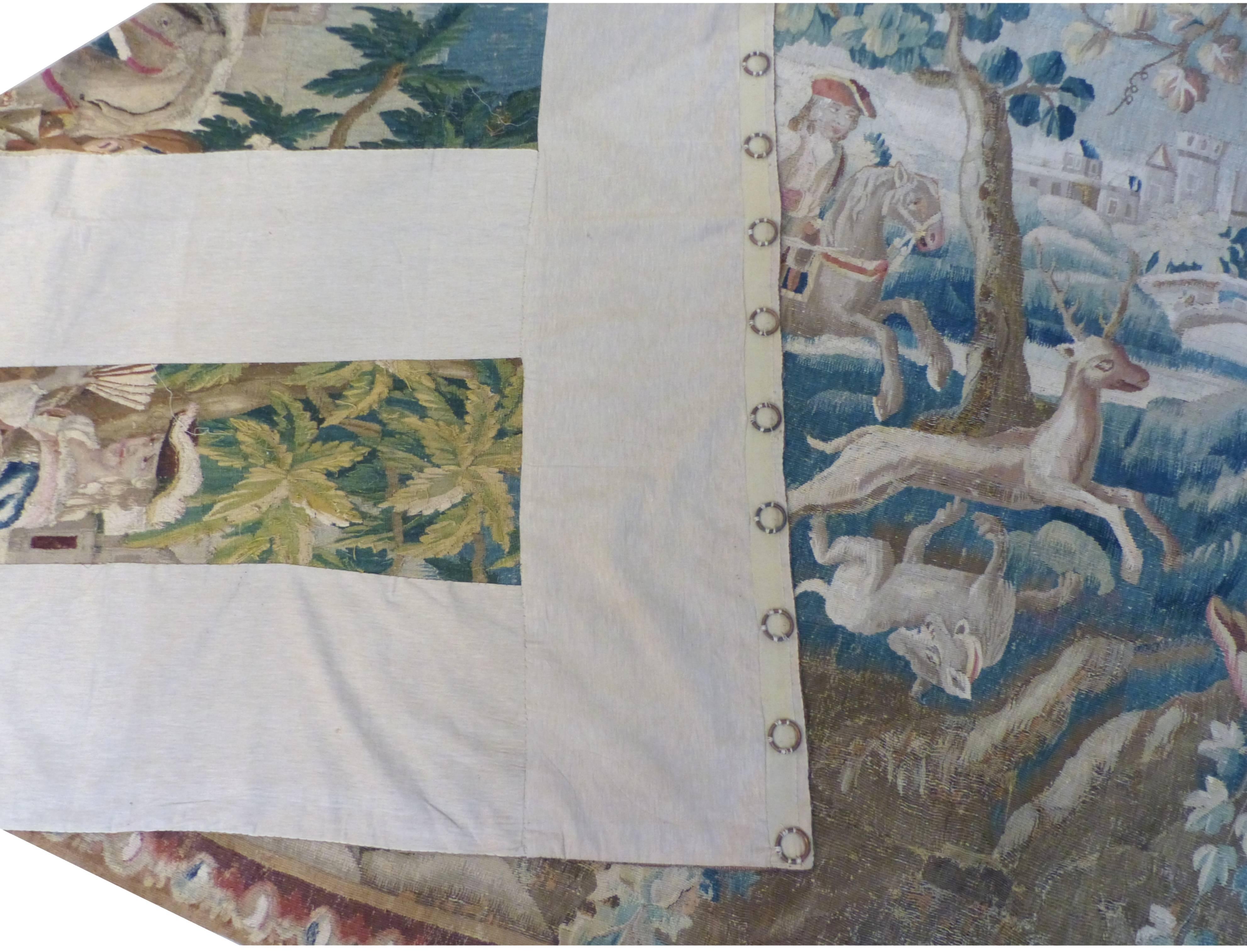 French, 18th Century, Tapestry with Blason For Sale 1