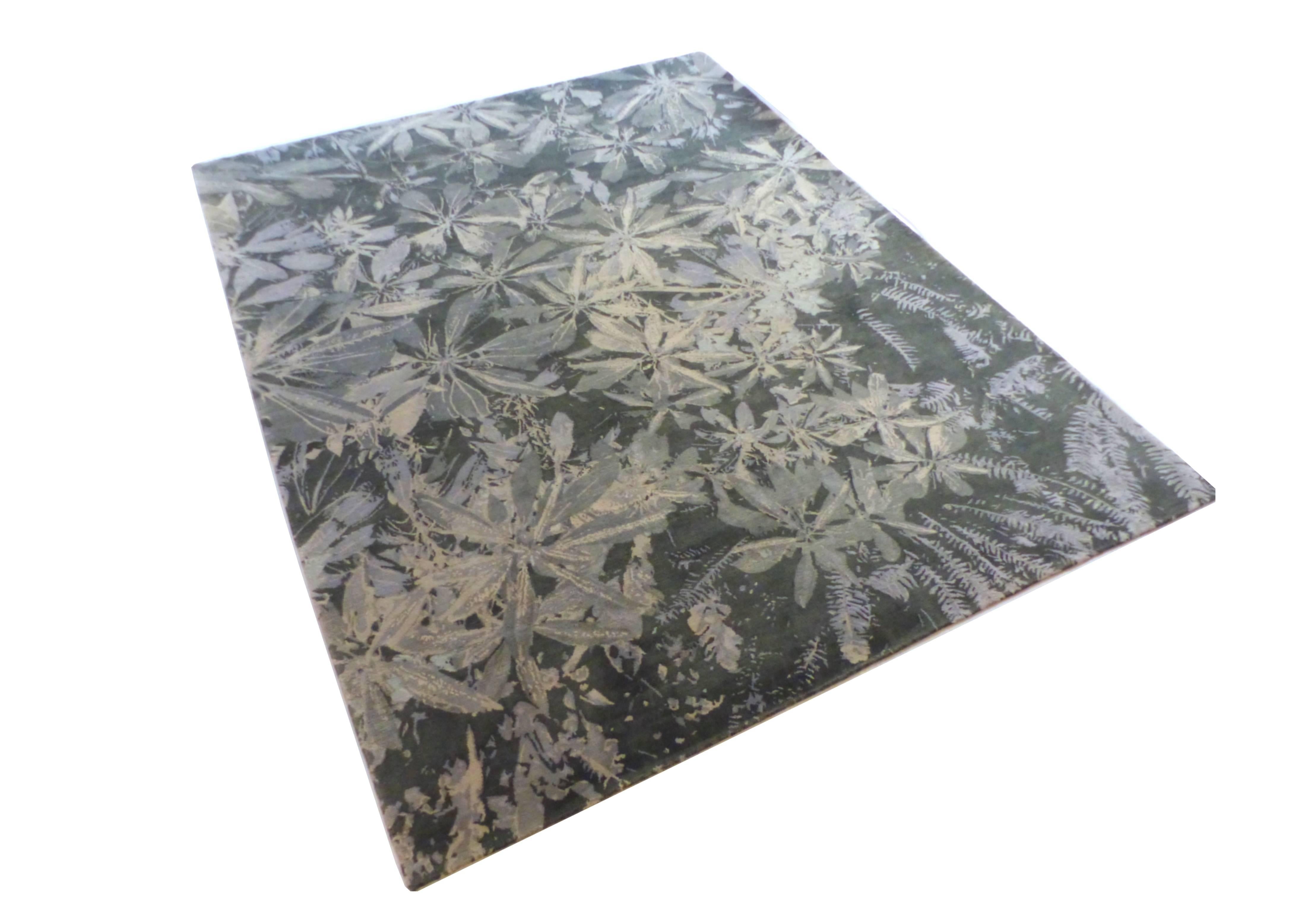 Contemporary Modern Design Hand-Knotted Rug For Sale