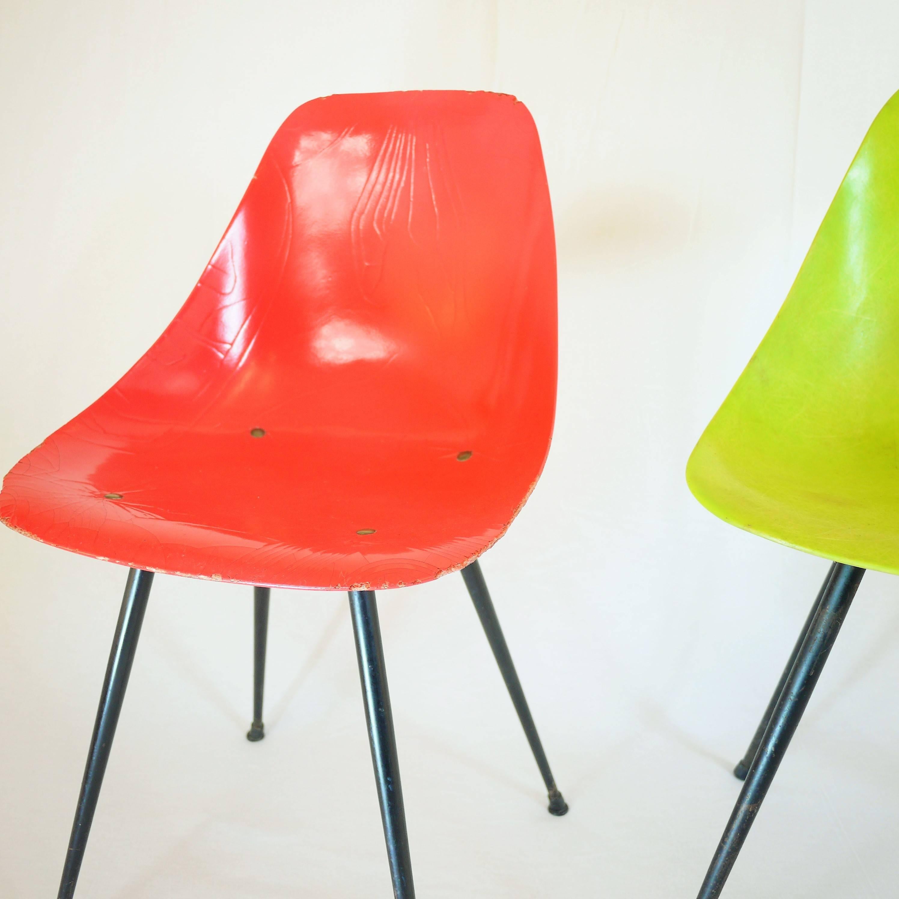 Mid-Century Modern Set of Coccinelle Chairs by René-Jean Caillette, 1957 For Sale