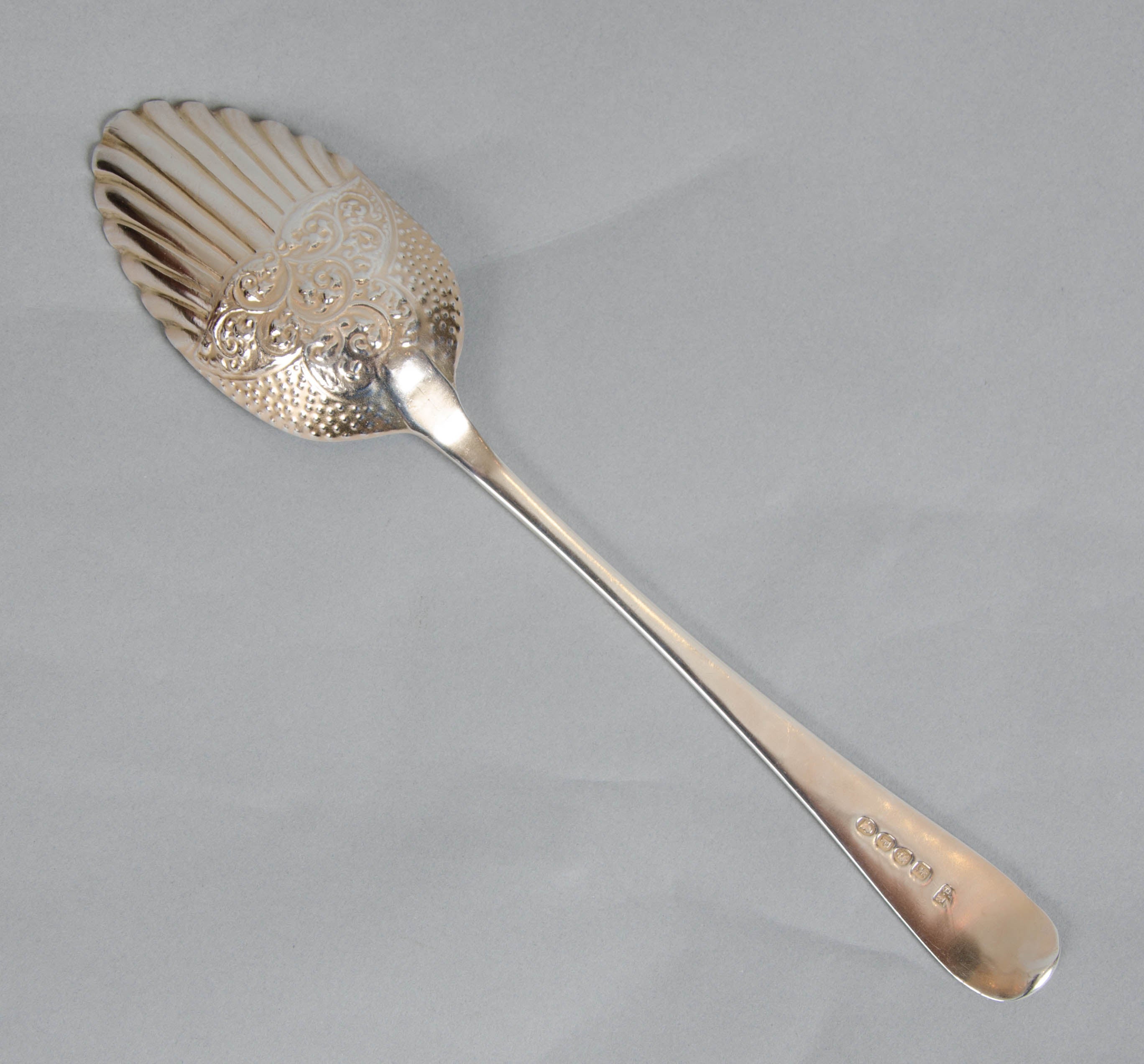 Three-Piece George III Berry Spoons with Sugar Sifter For Sale 1